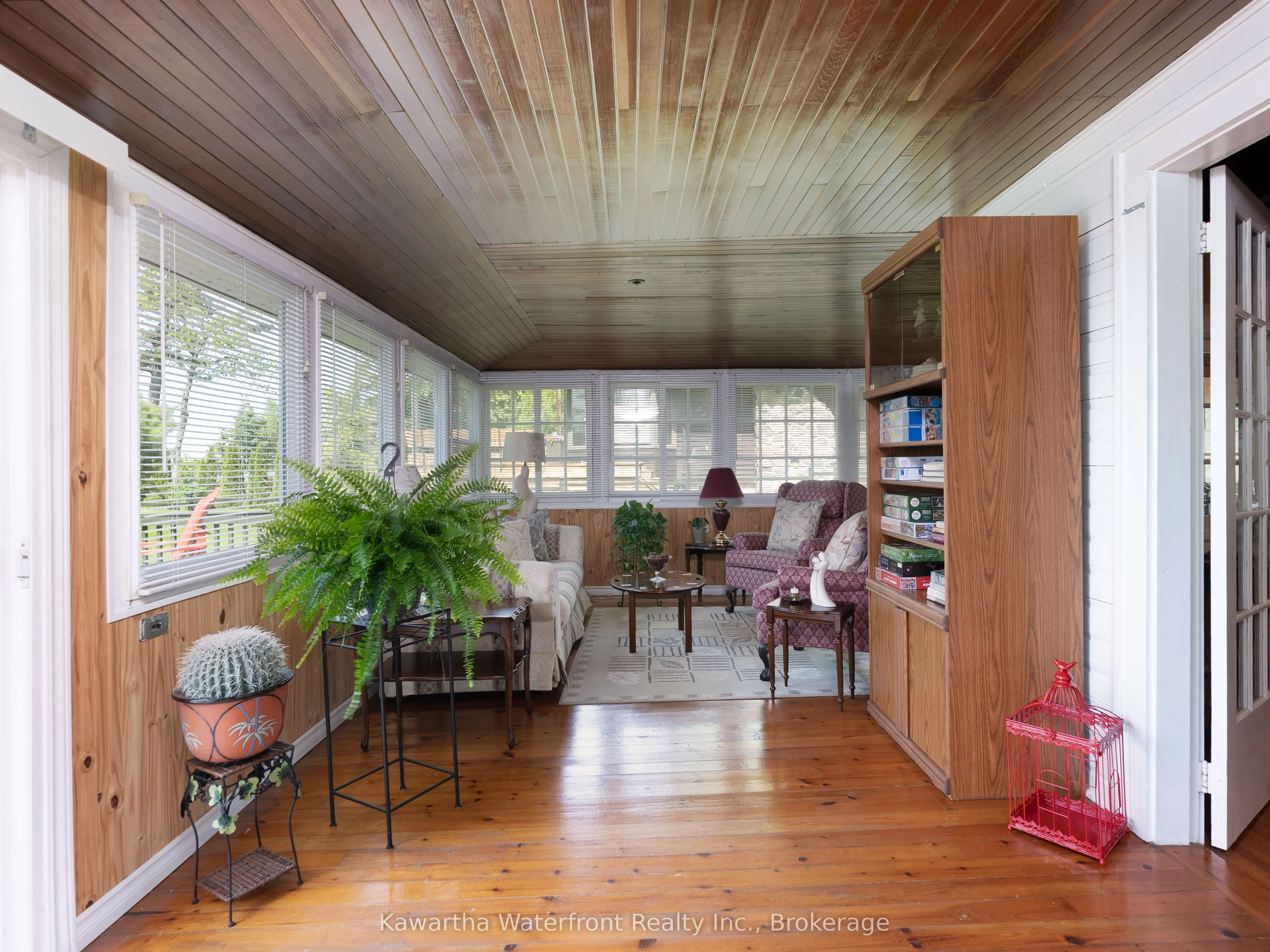 48 Leslie Frost Lane