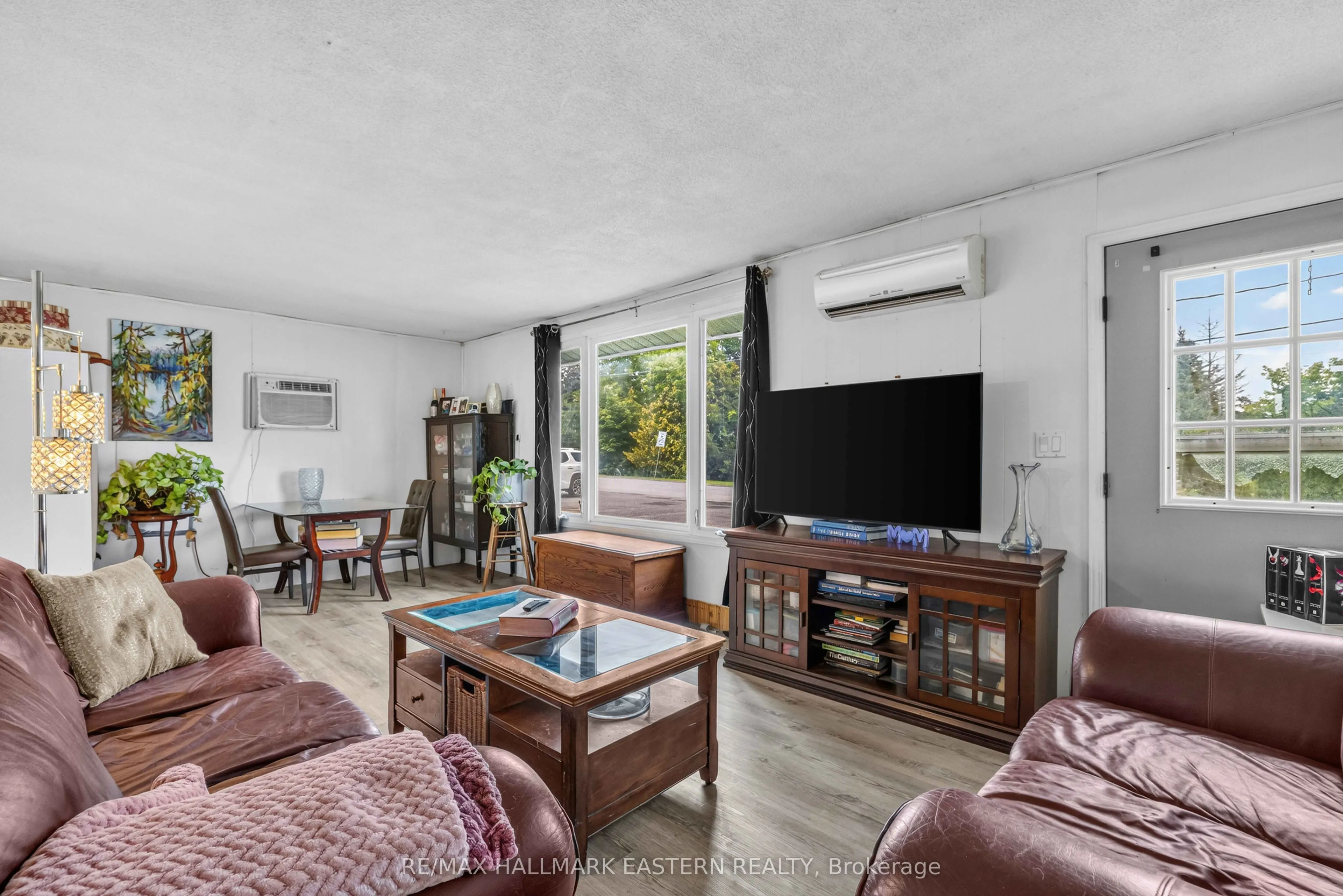 1303 1305 Glen Ross Road