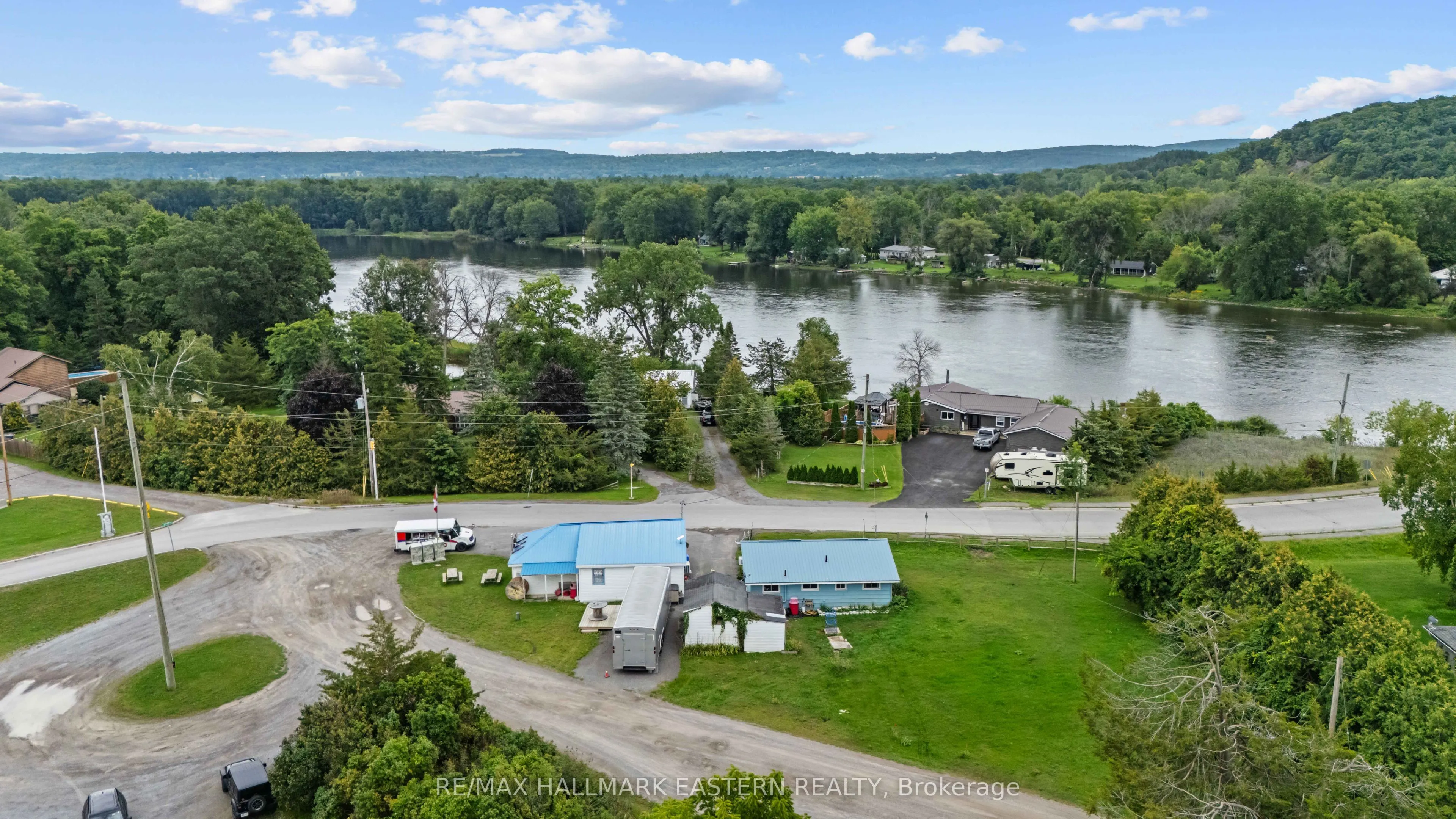 1303 1305 Glen Ross Road