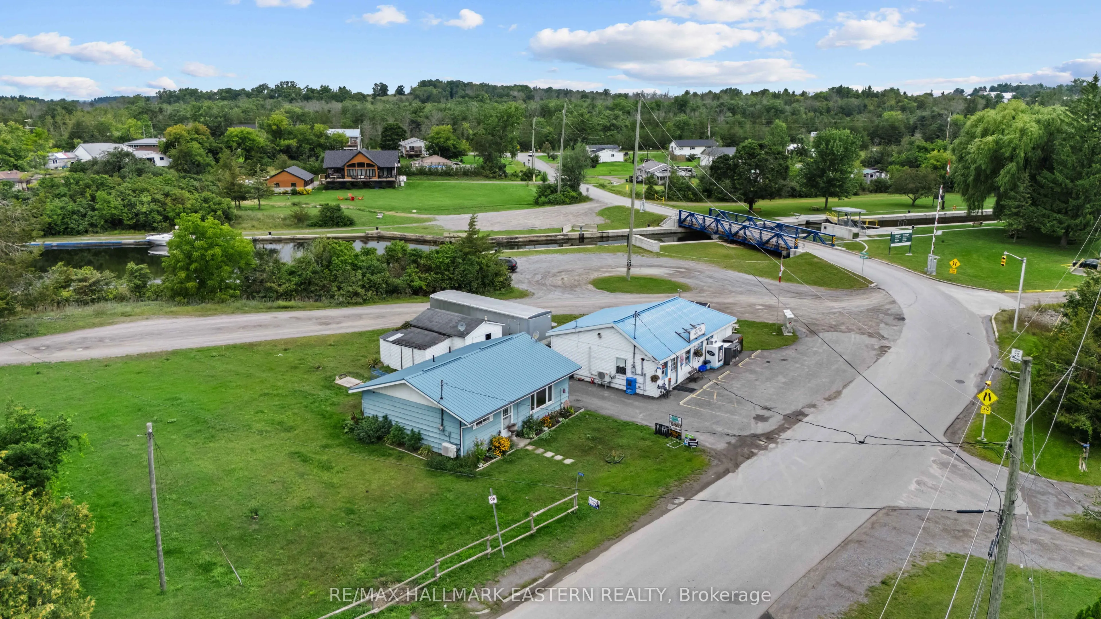 1303 1305 Glen Ross Road