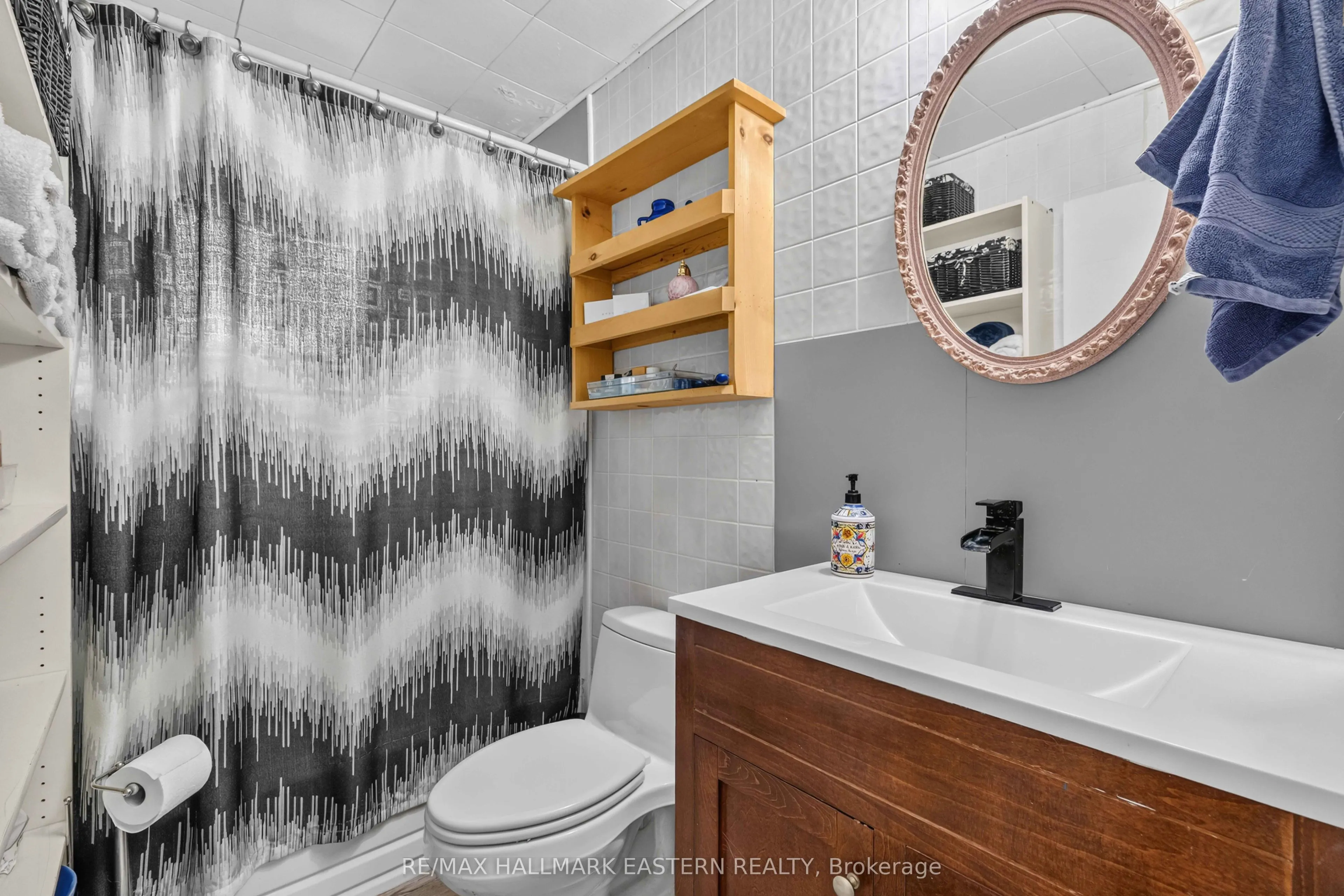 1303 1305 Glen Ross Road