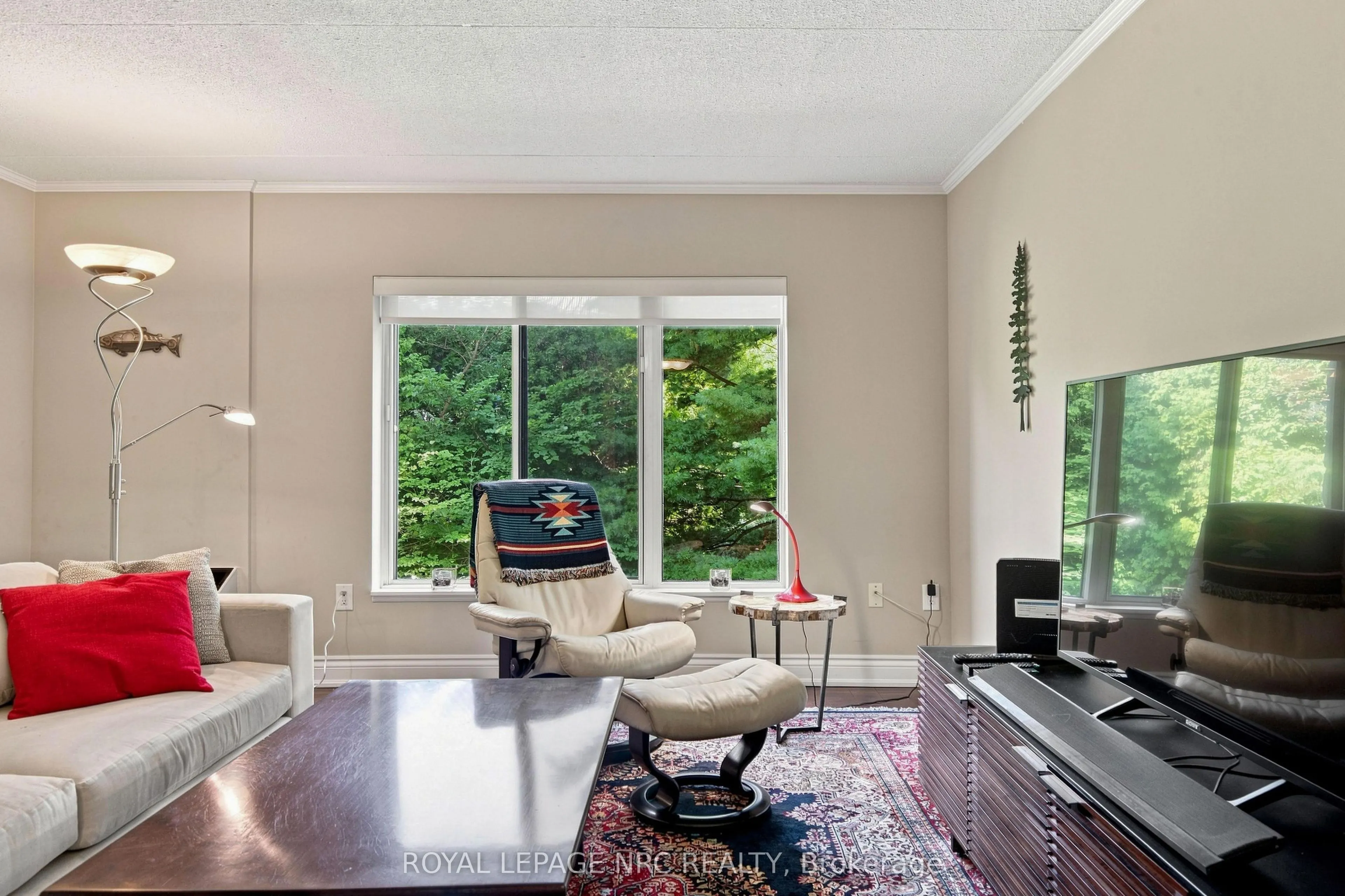 61 Paffard Street #202