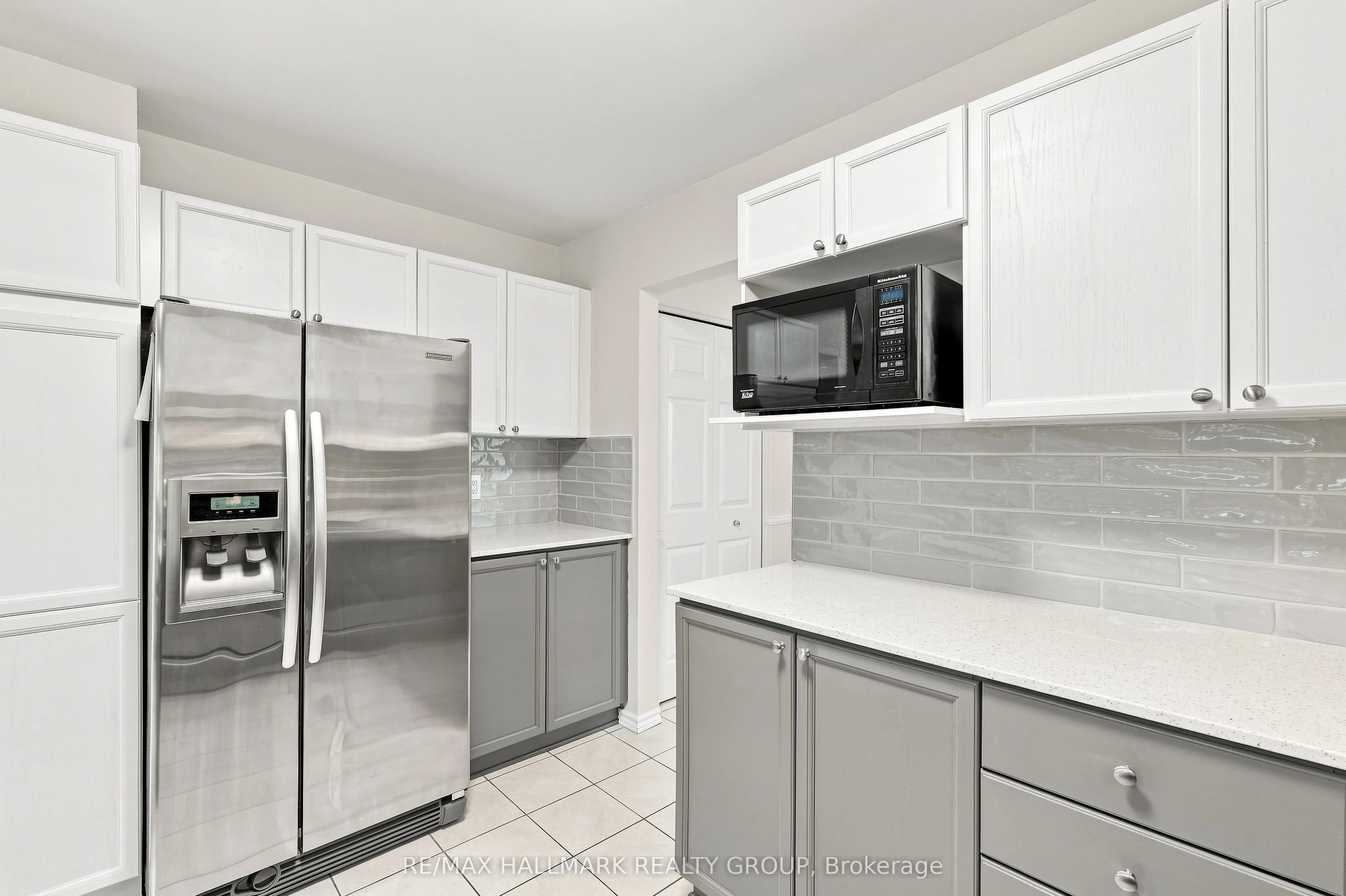 609 TOURELLE Drive