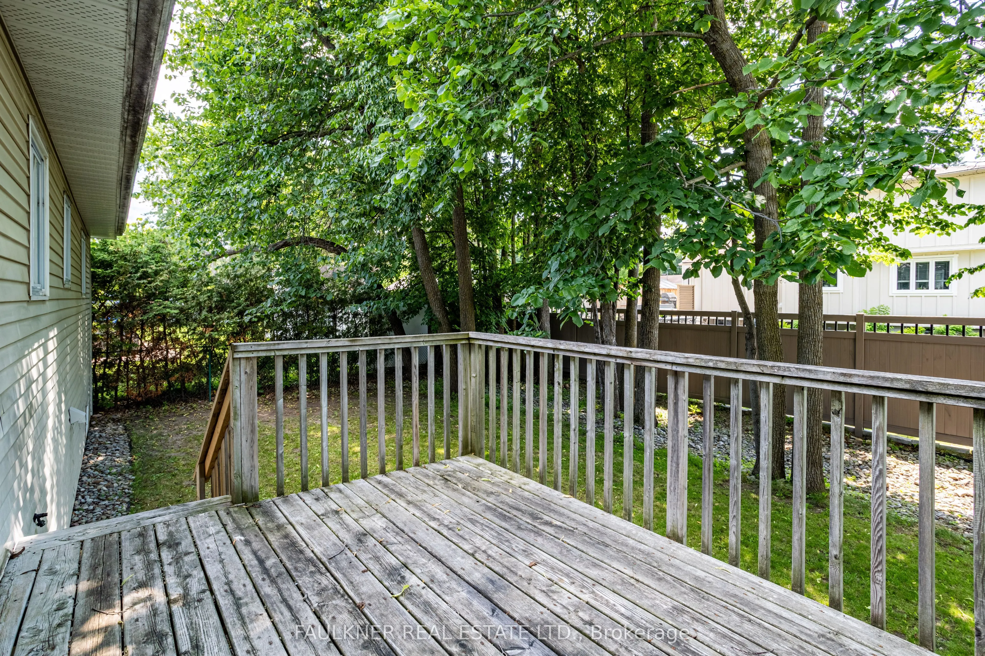 2 Caribou Avenue