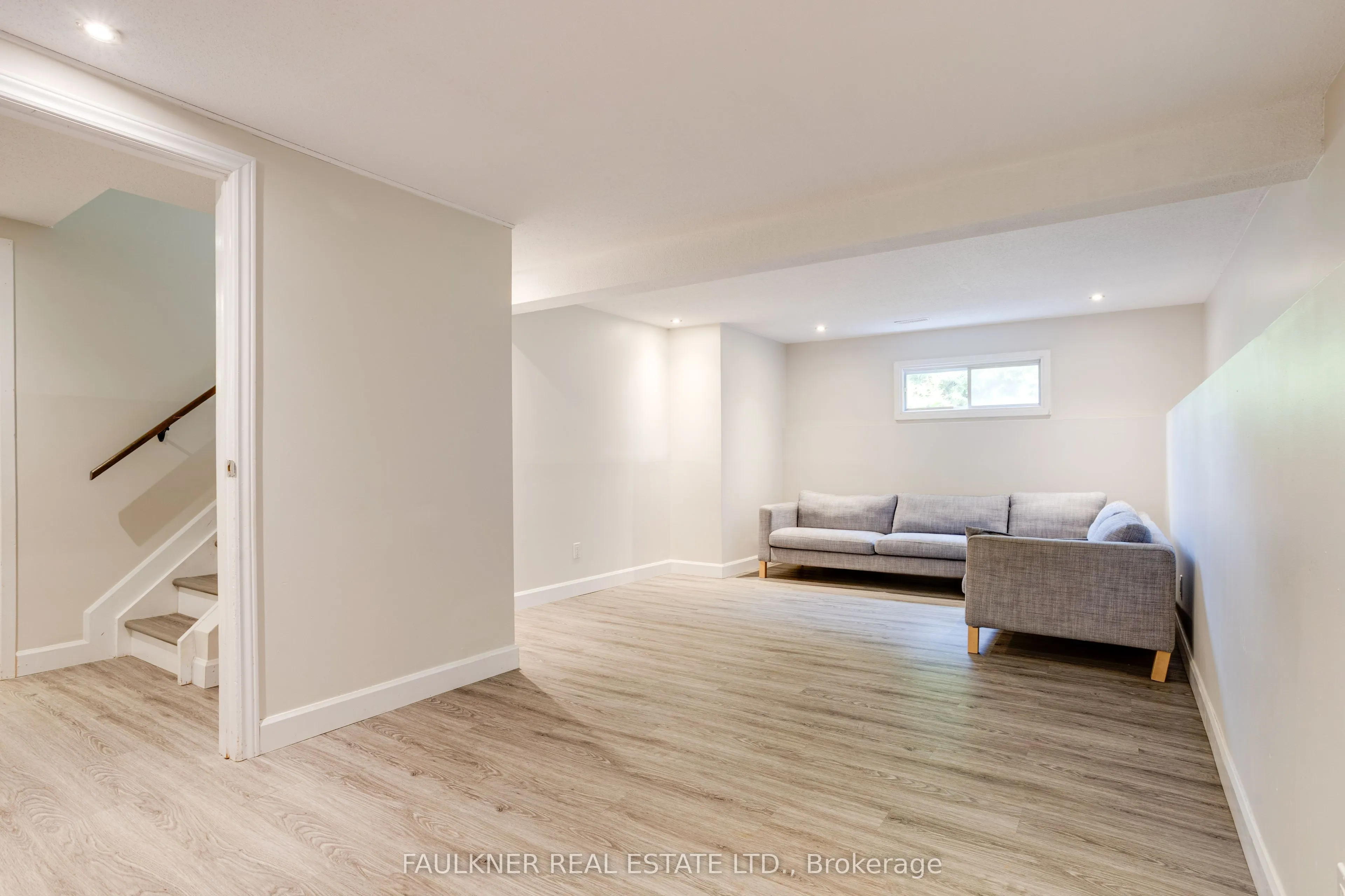 2 Caribou Avenue