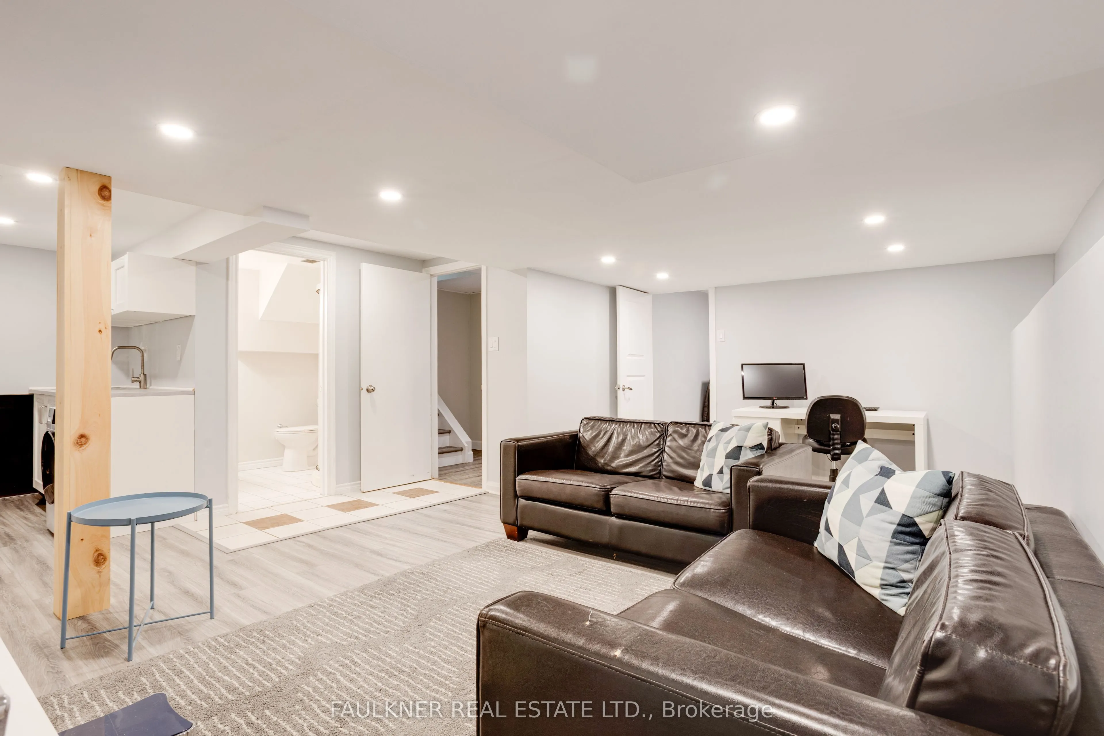 2 Caribou Avenue