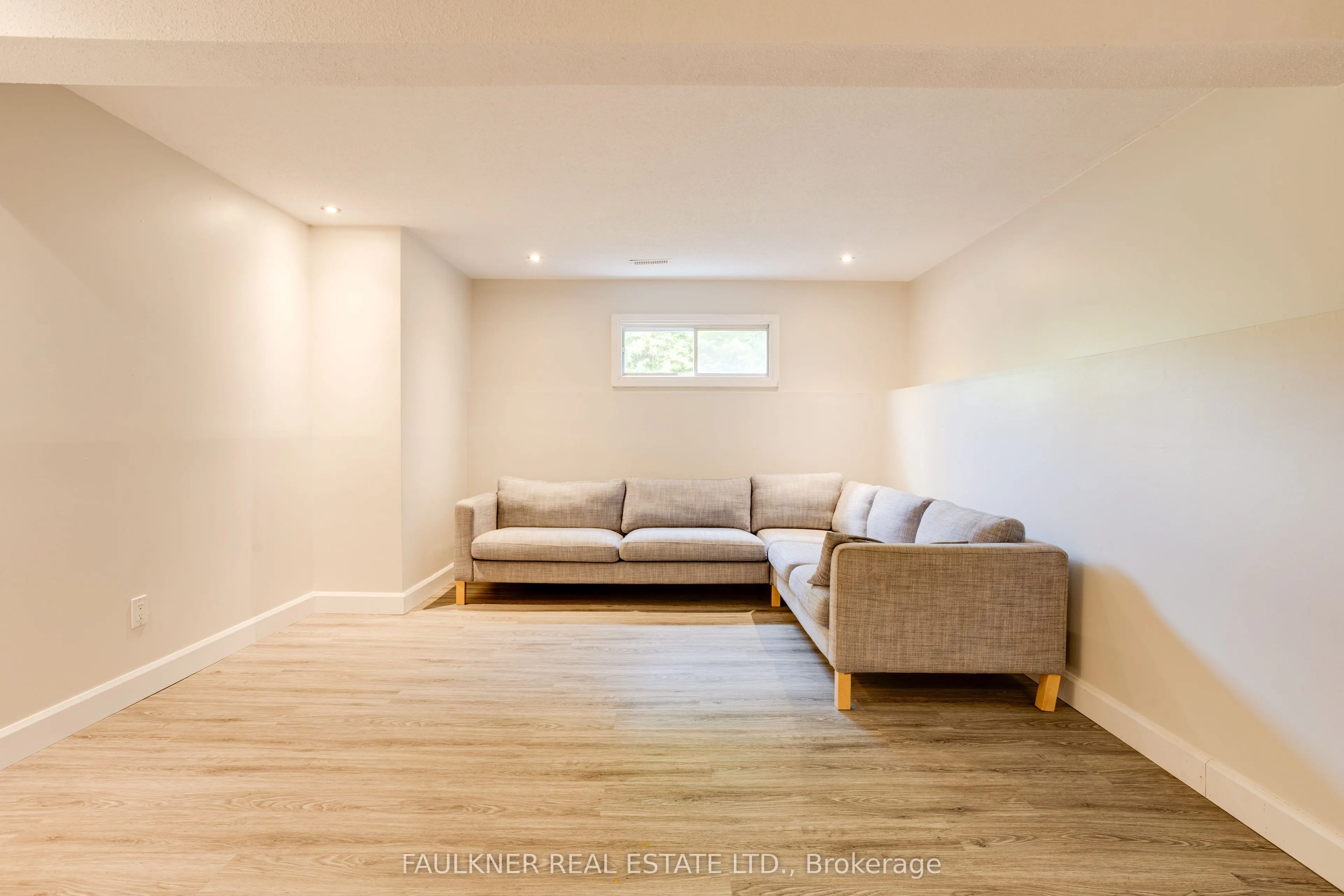 2 Caribou Avenue