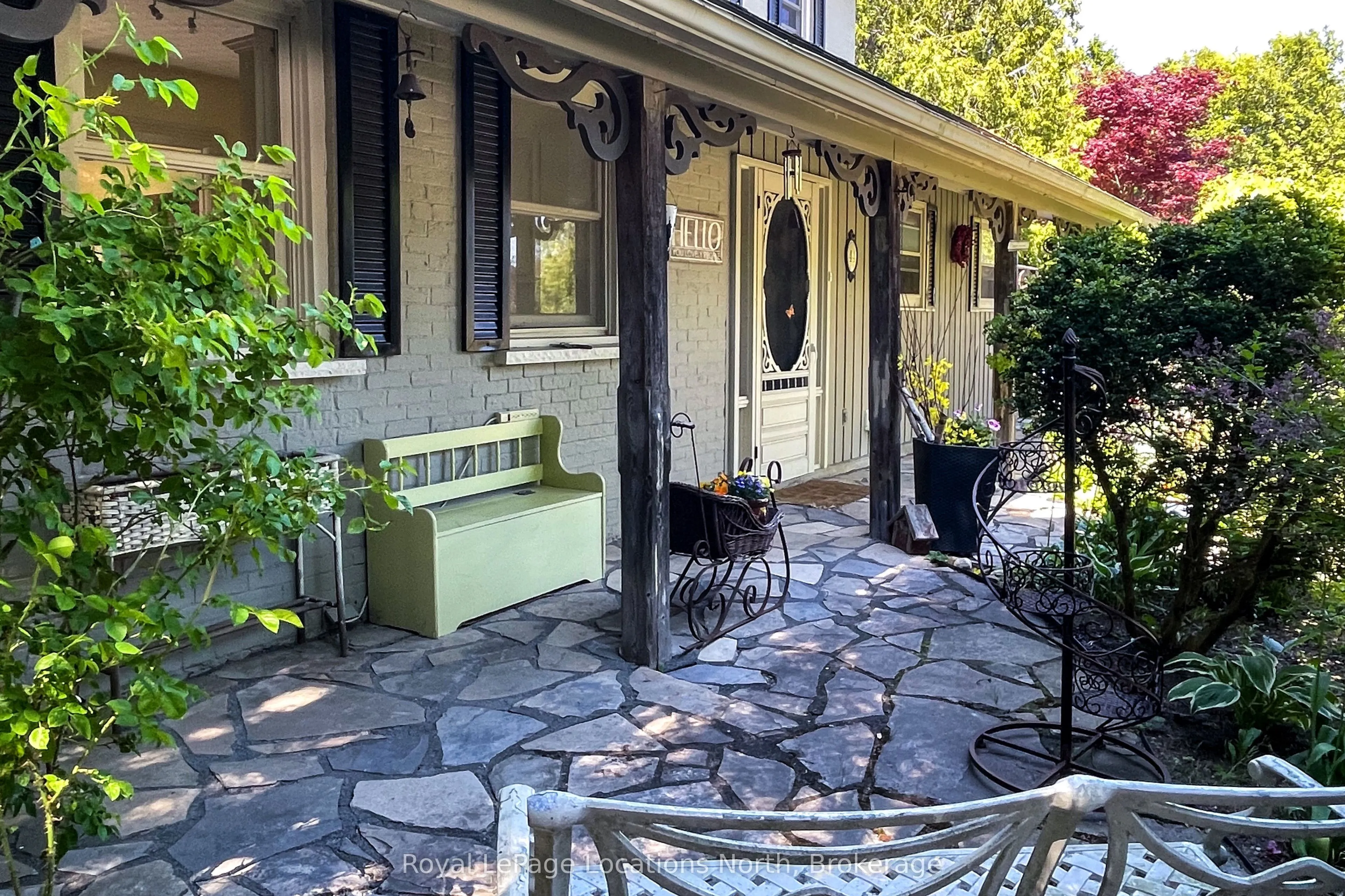 44 Parkview Avenue