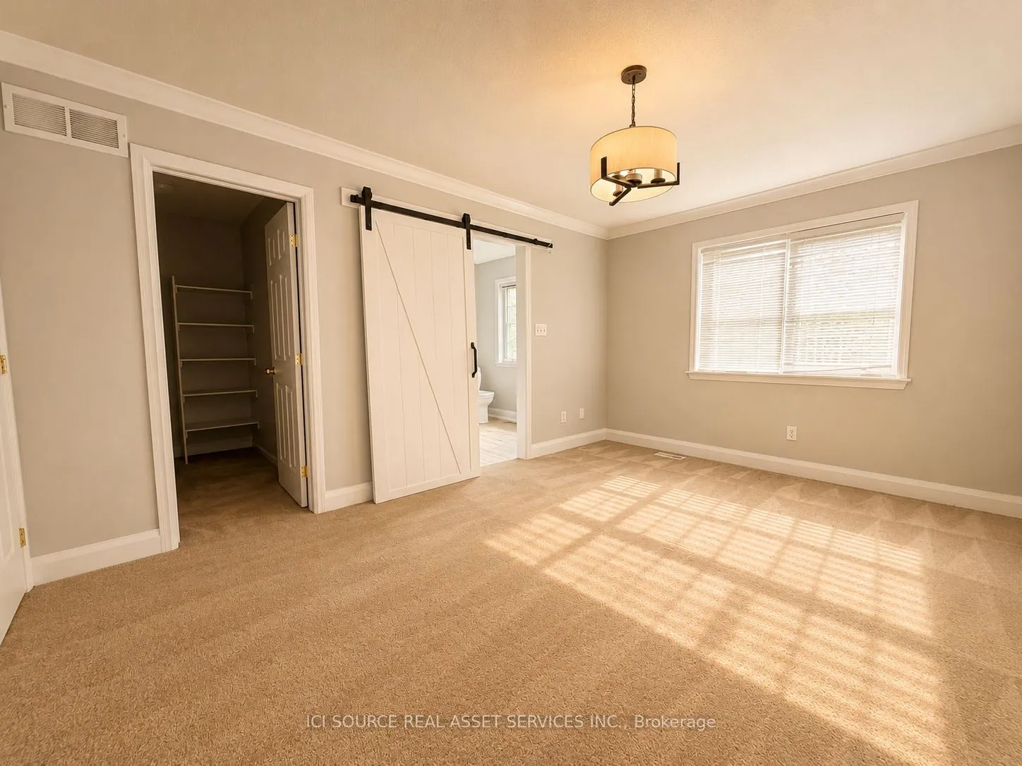 358 Wisteria Crescent