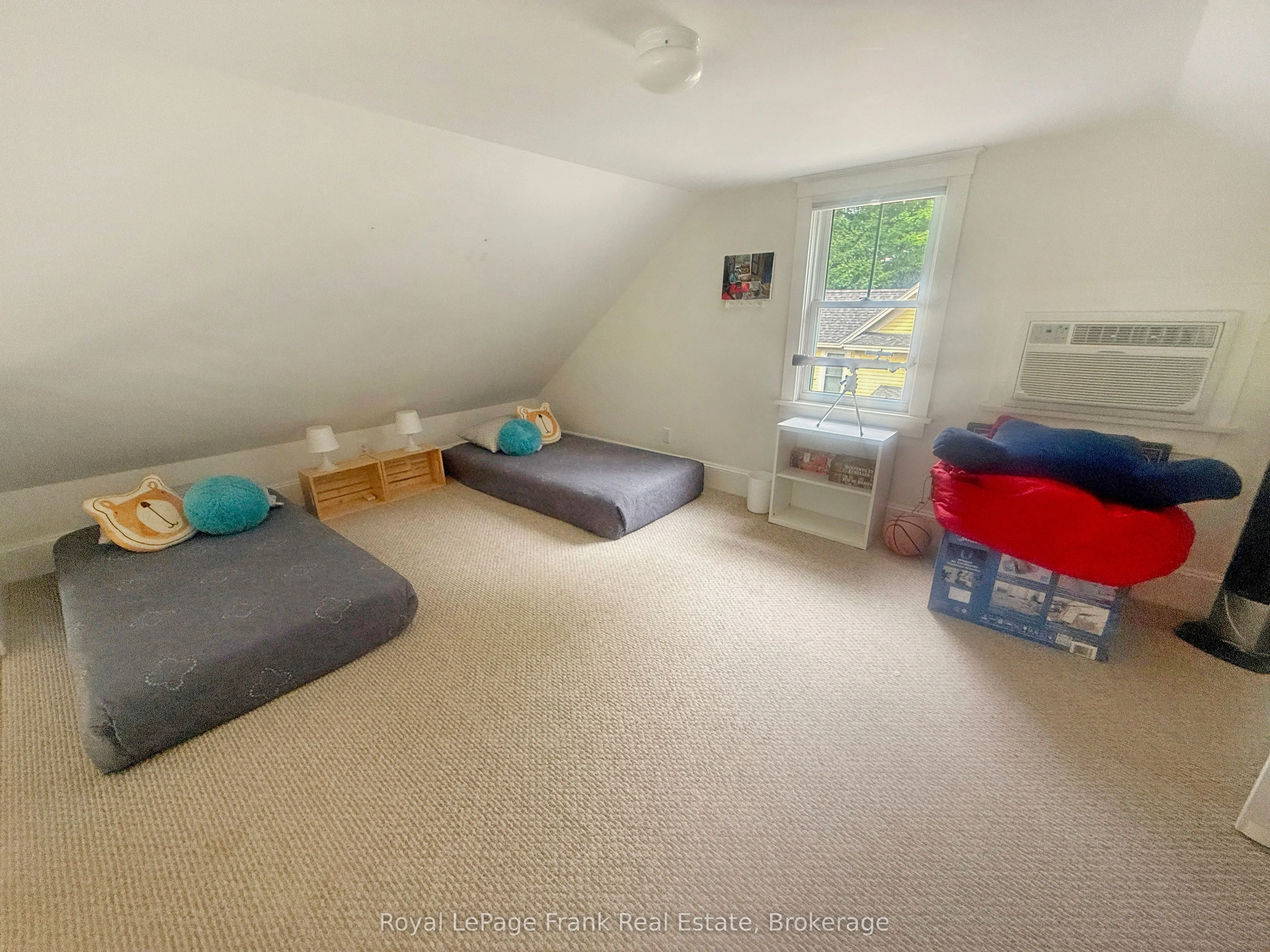 11 Hollow Lane #219