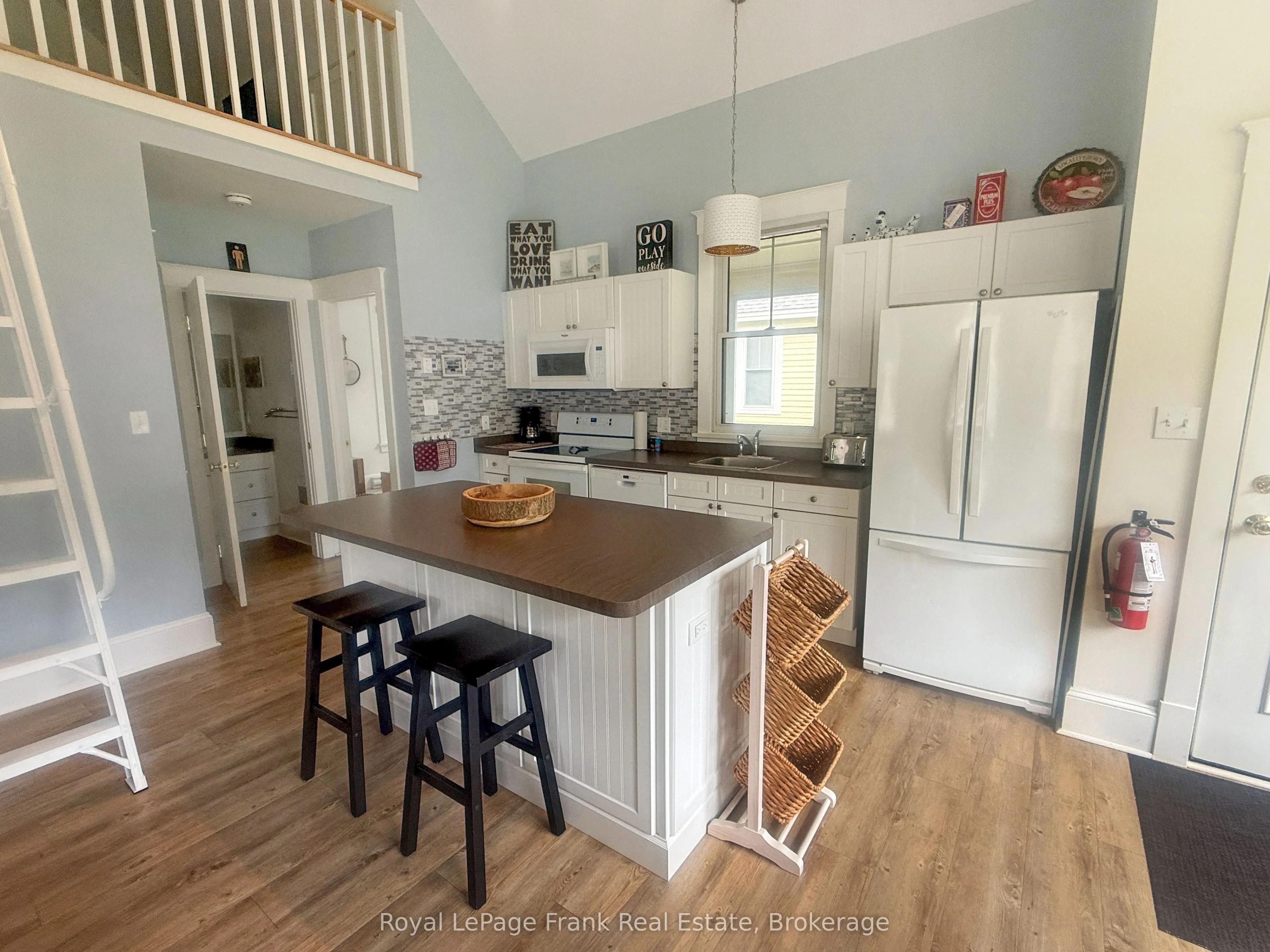 11 Hollow Lane #219