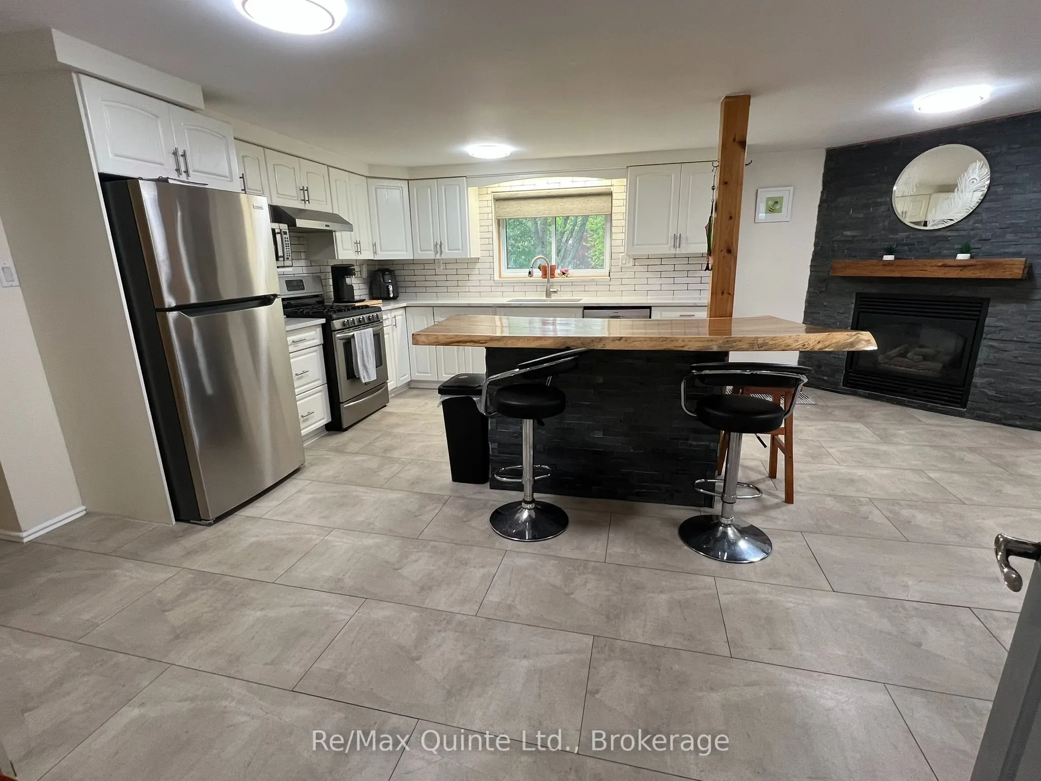 101 Roseland Drive