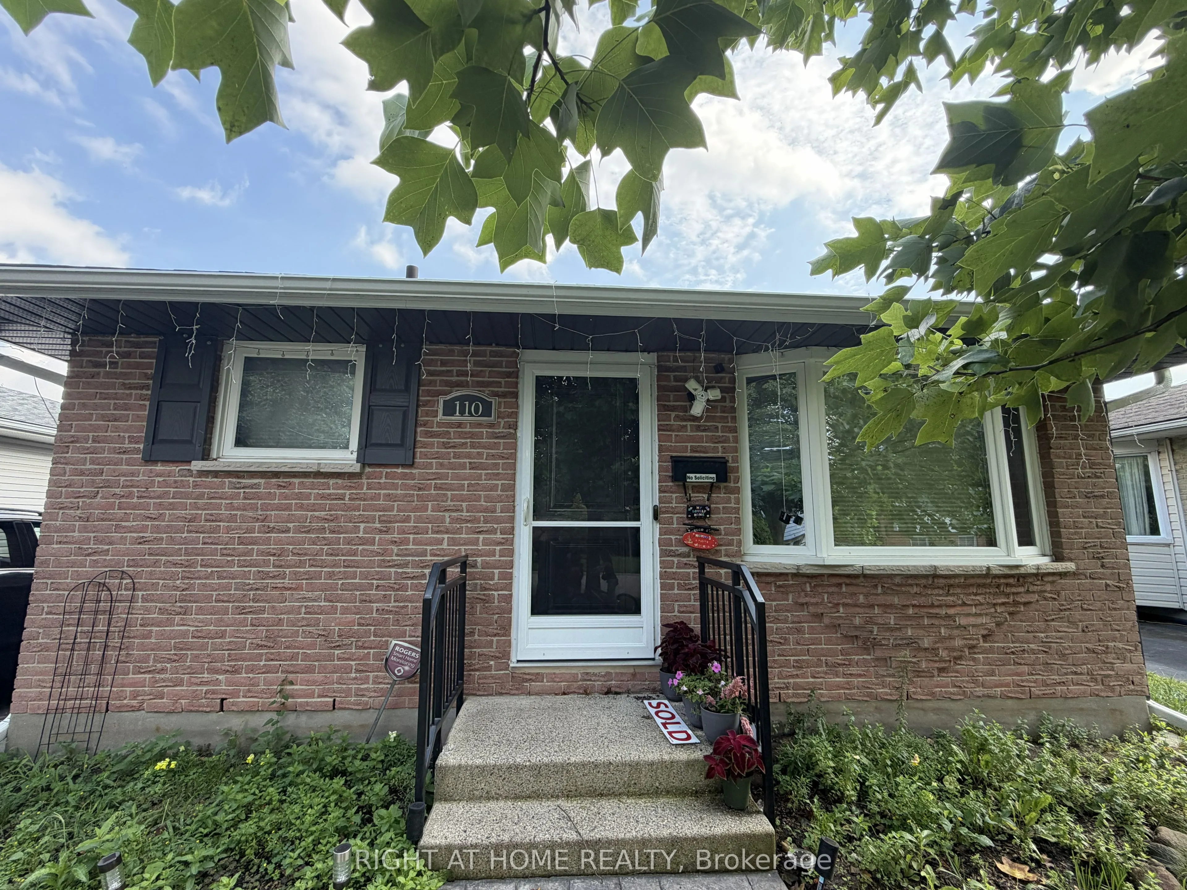 110 MURIEL Crescent