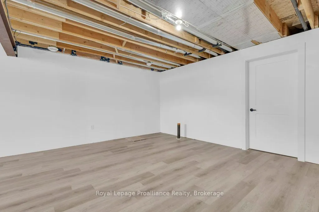 8 Dunmor Street