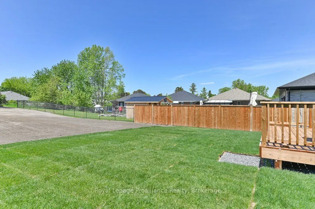8 Dunmor Street