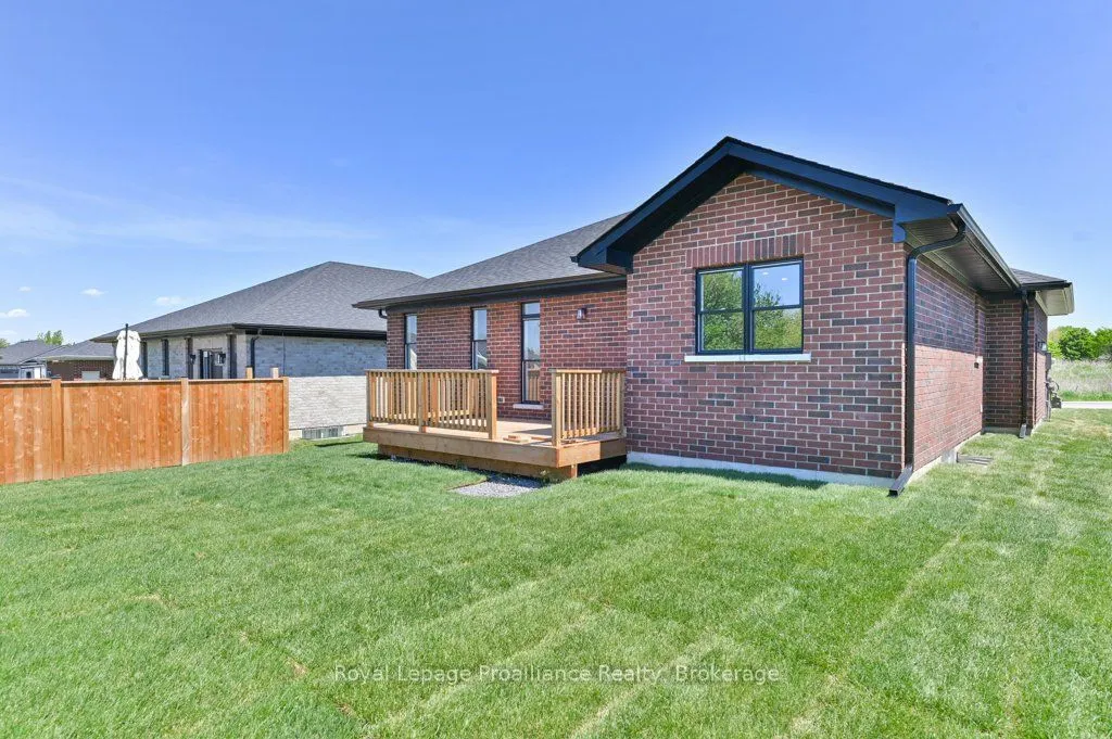 8 Dunmor Street