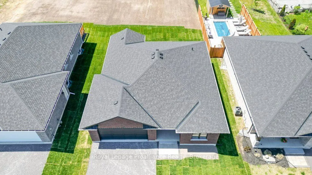 8 Dunmor Street