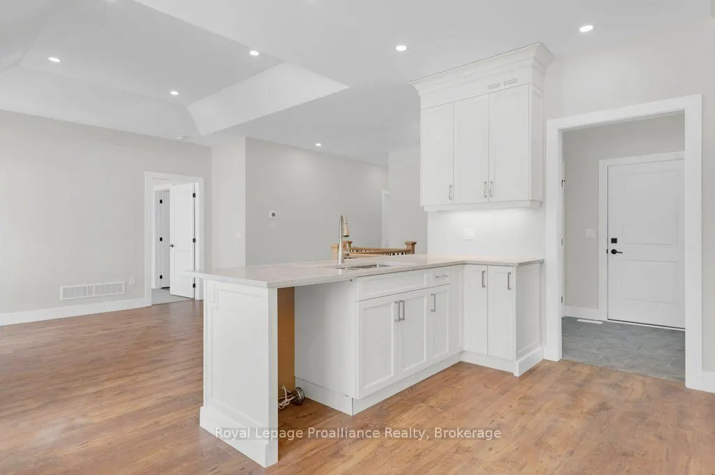8 Dunmor Street