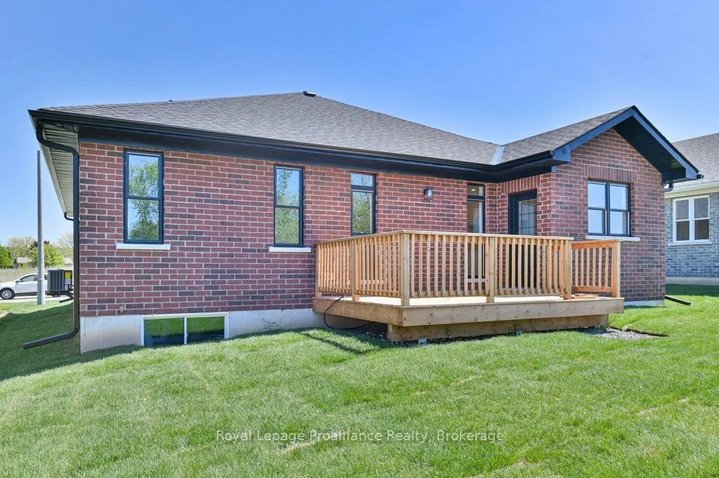 8 Dunmor Street