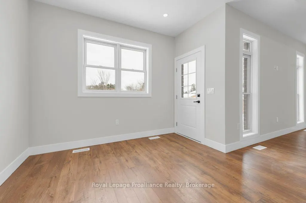 8 Dunmor Street