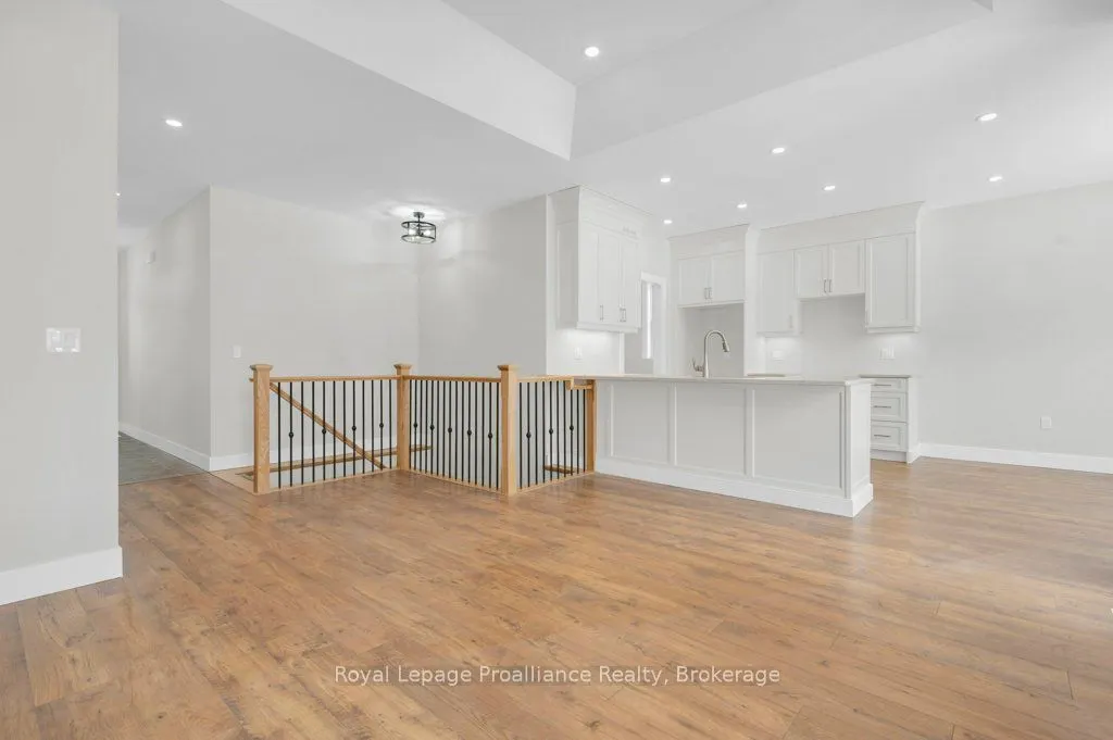 8 Dunmor Street