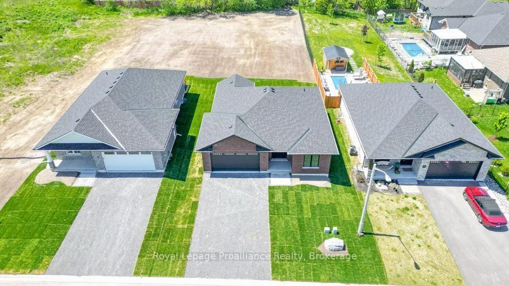 8 Dunmor Street