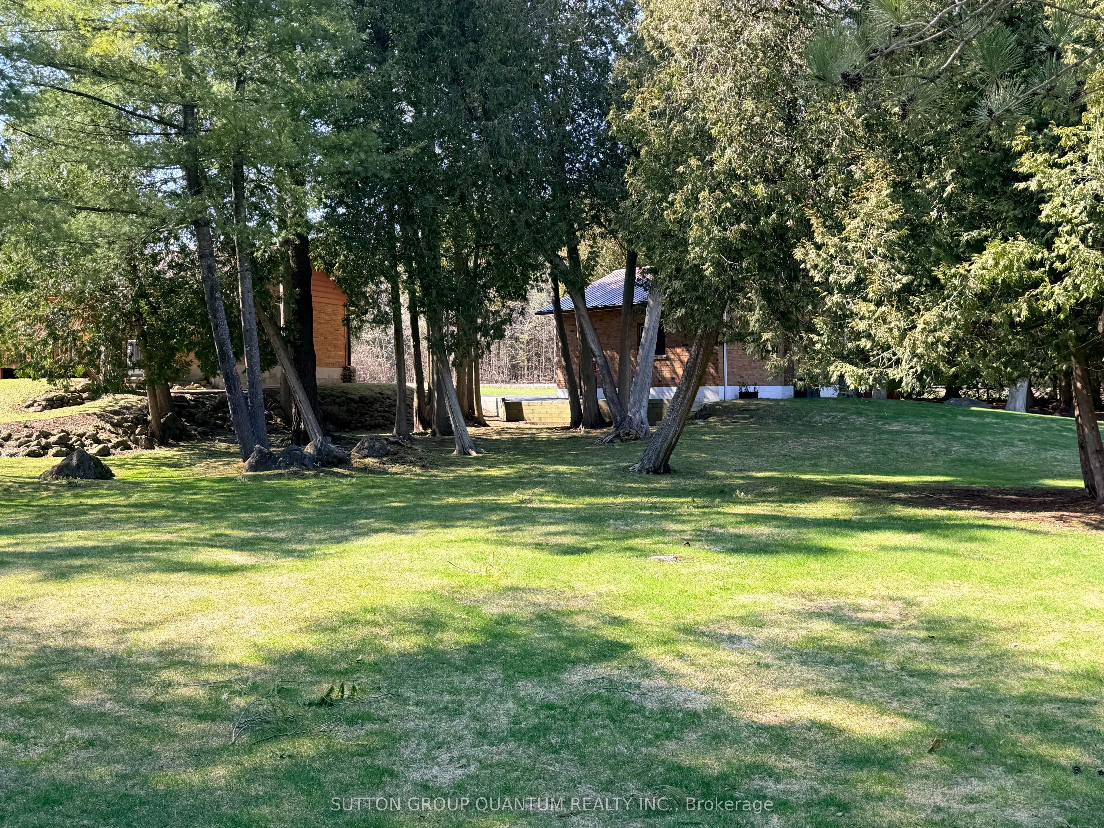 506 11th Concession Road E