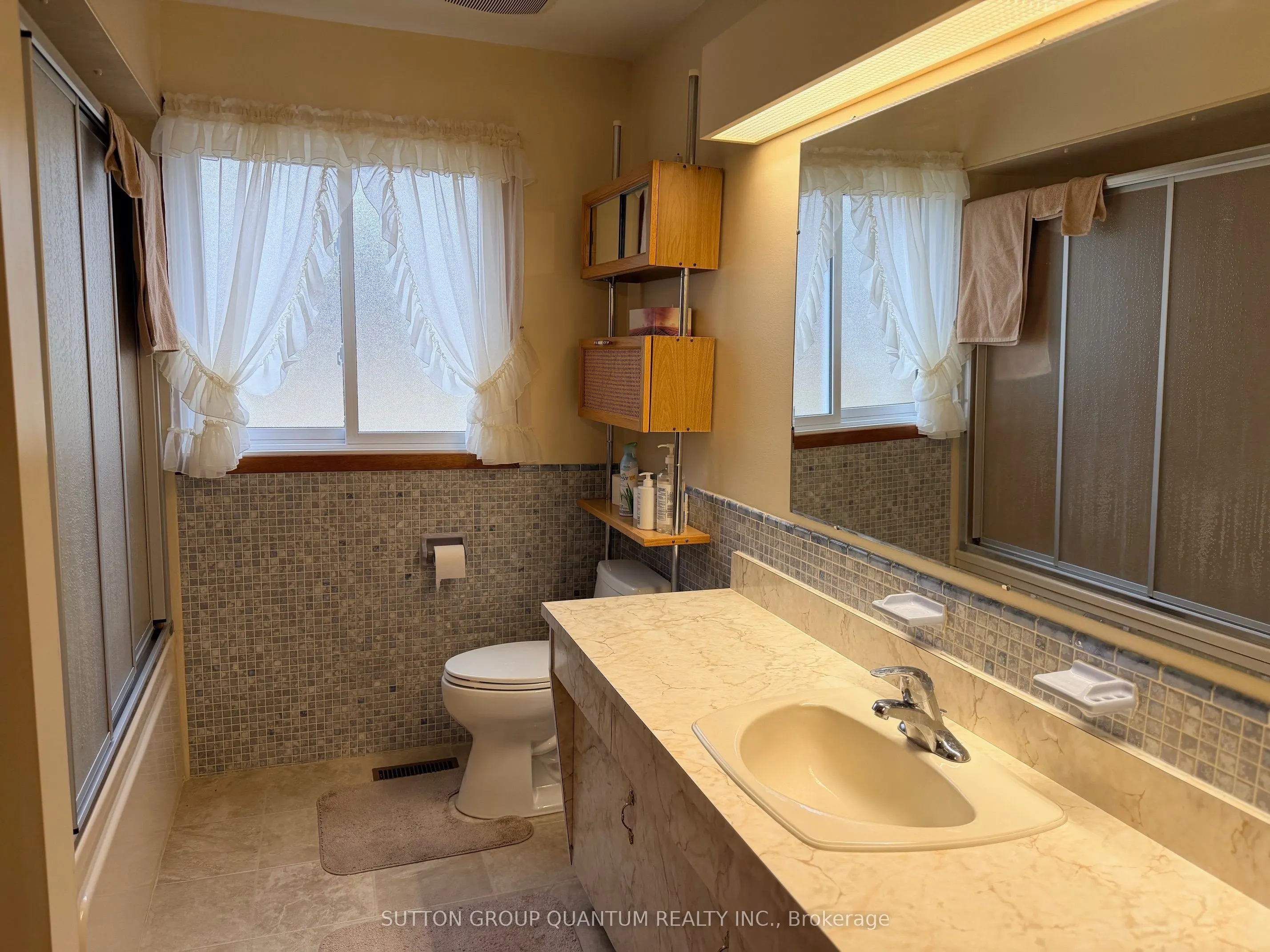 506 11th Concession Road E