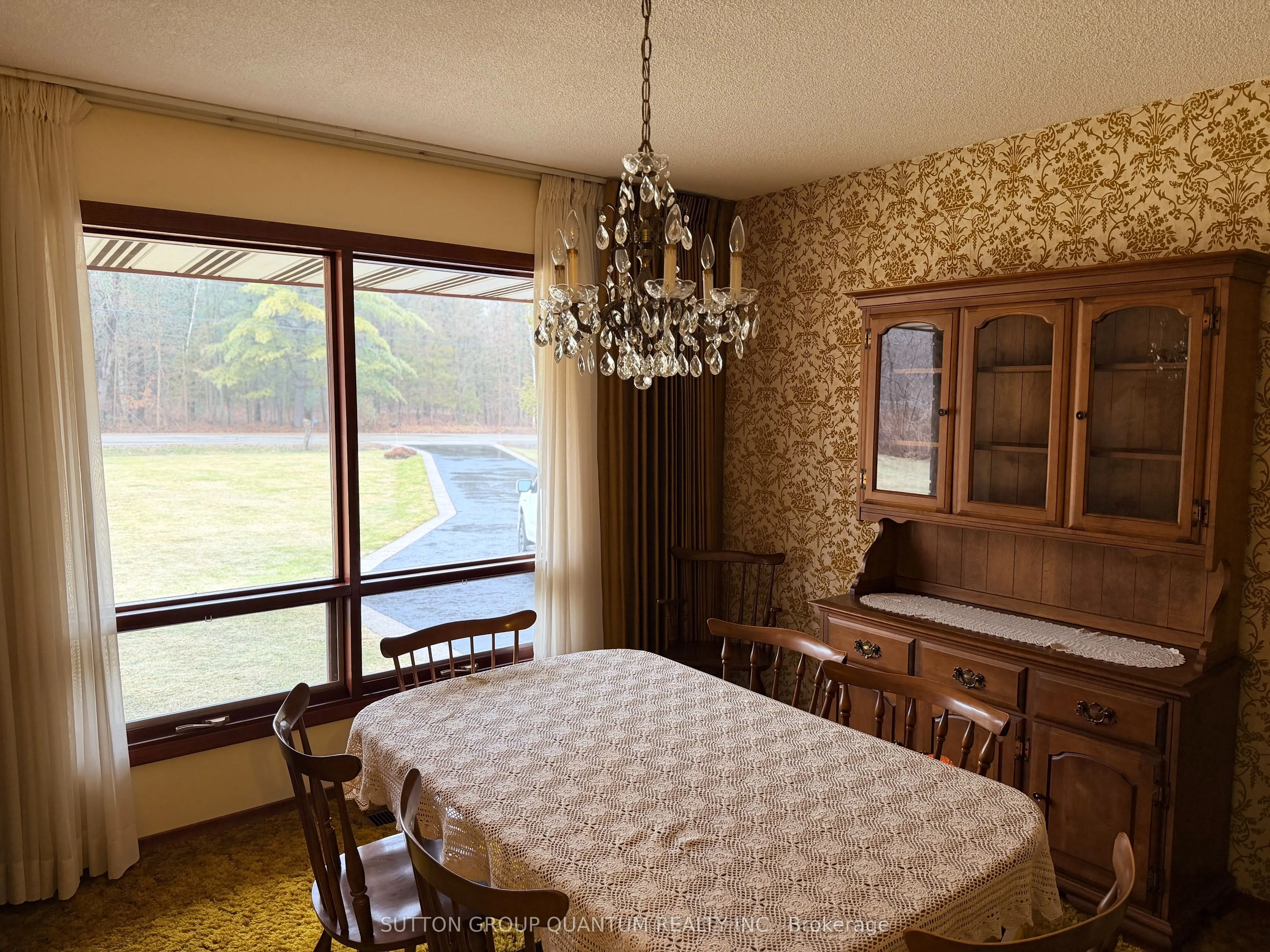 506 11th Concession Road E