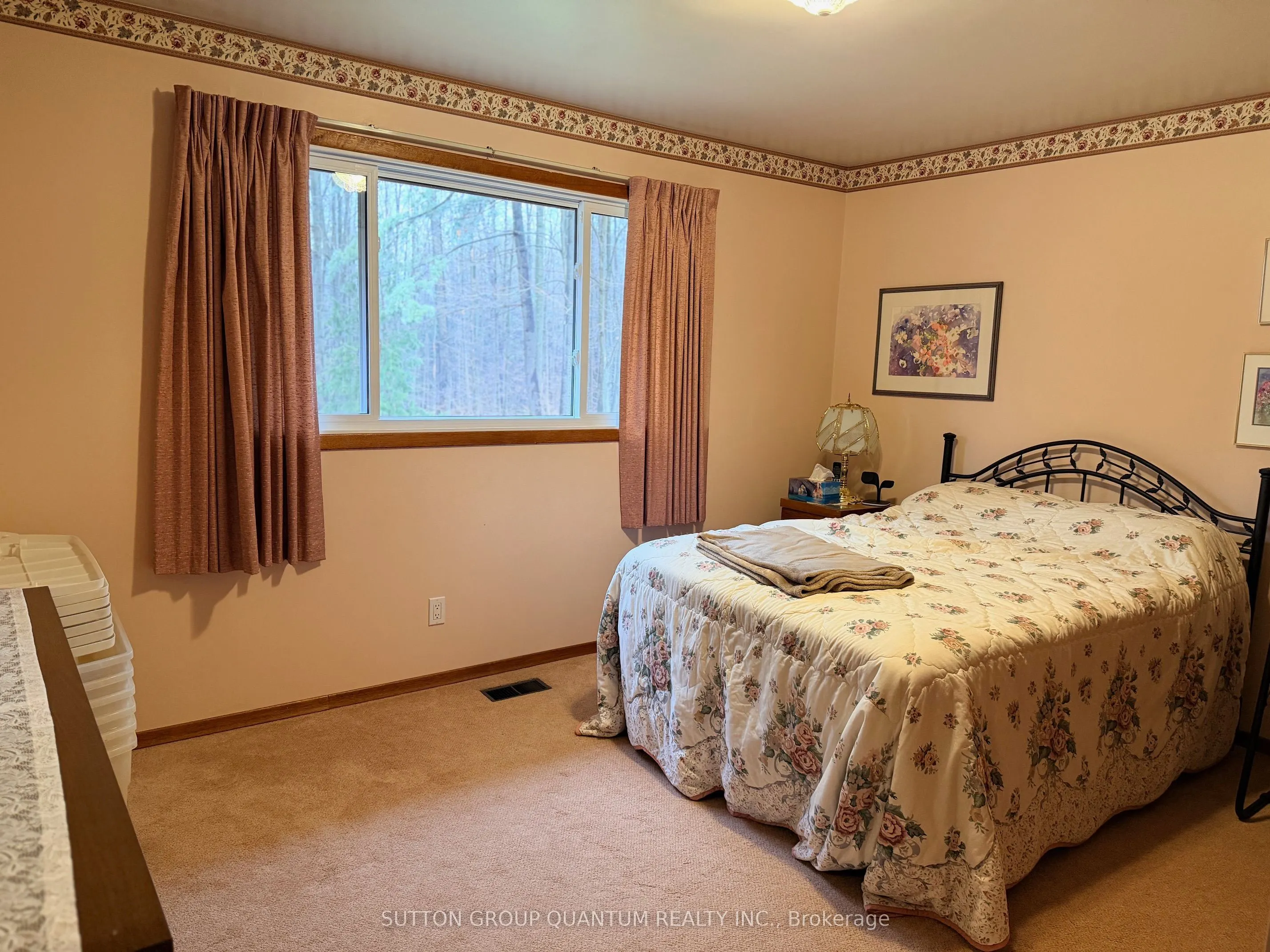 506 11th Concession Road E