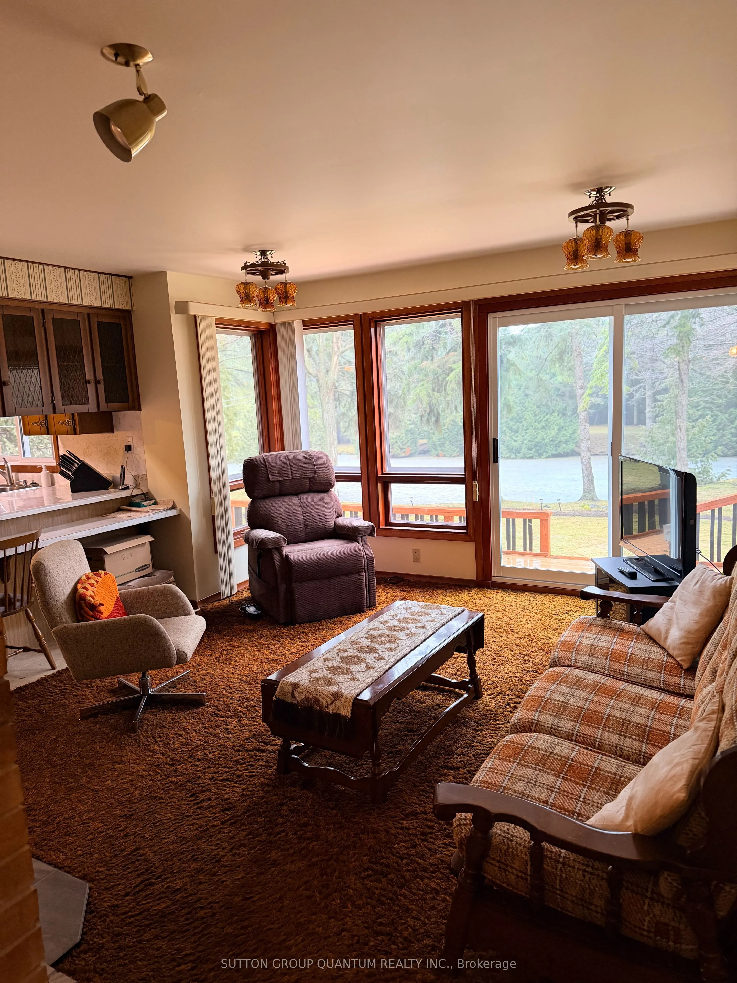 506 11th Concession Road E