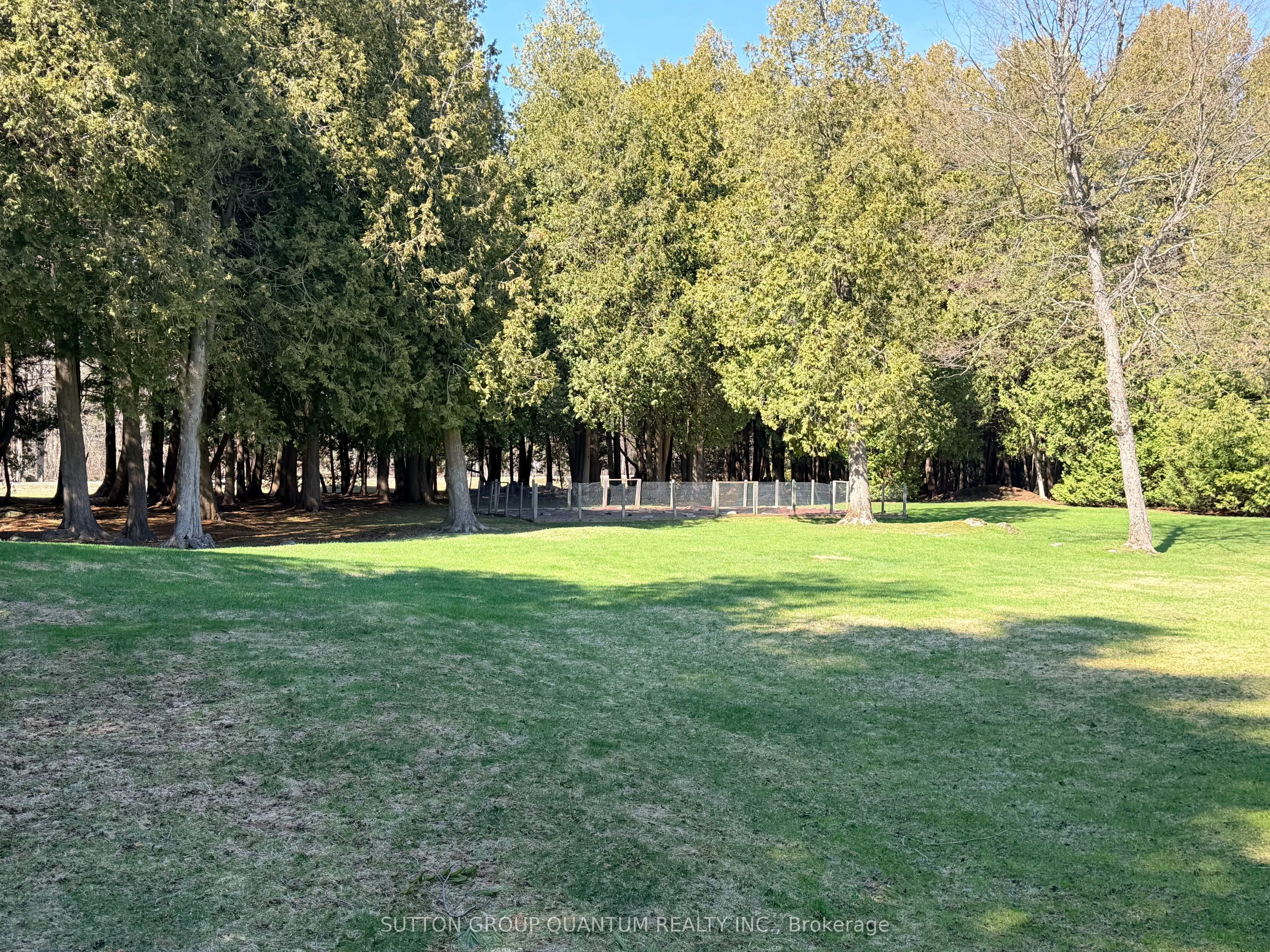 506 11th Concession Road E