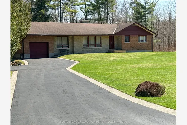 506 11th Concession Road E