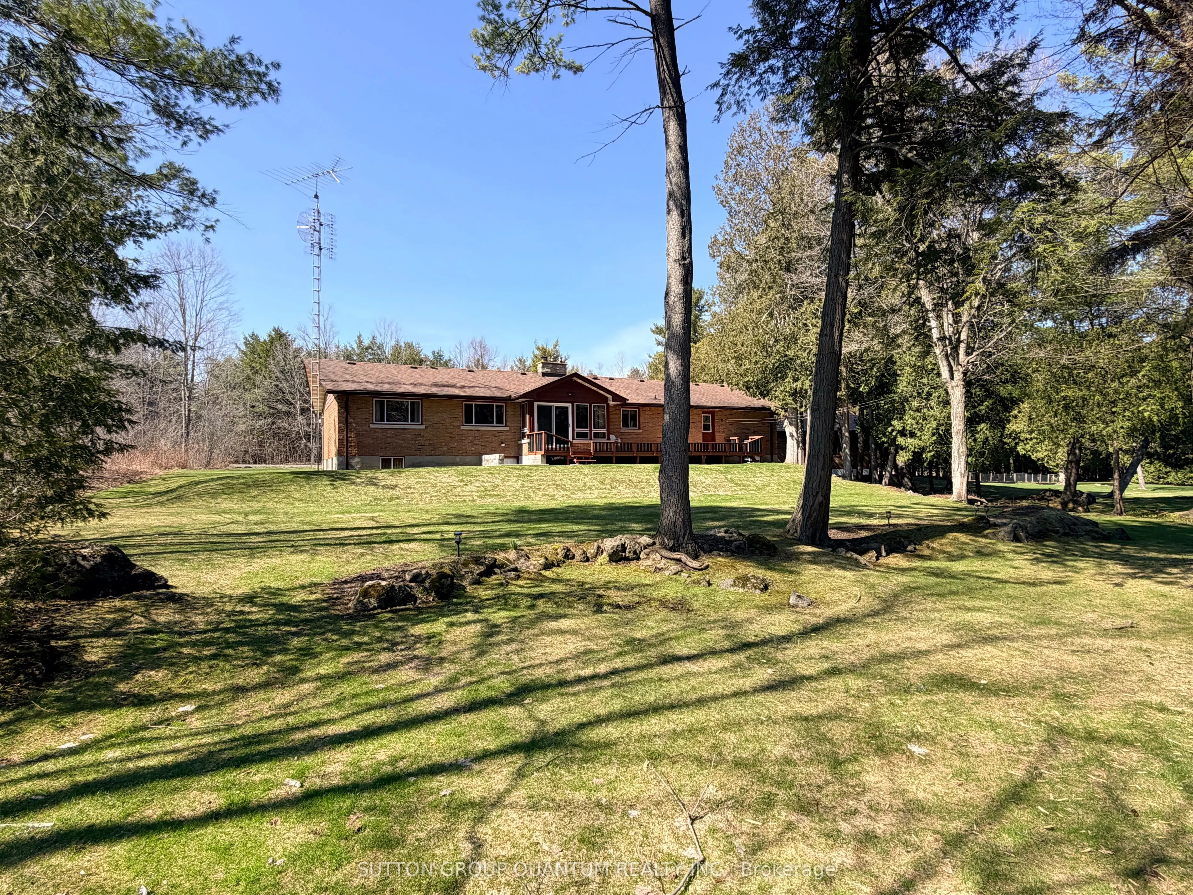 506 11th Concession Road E