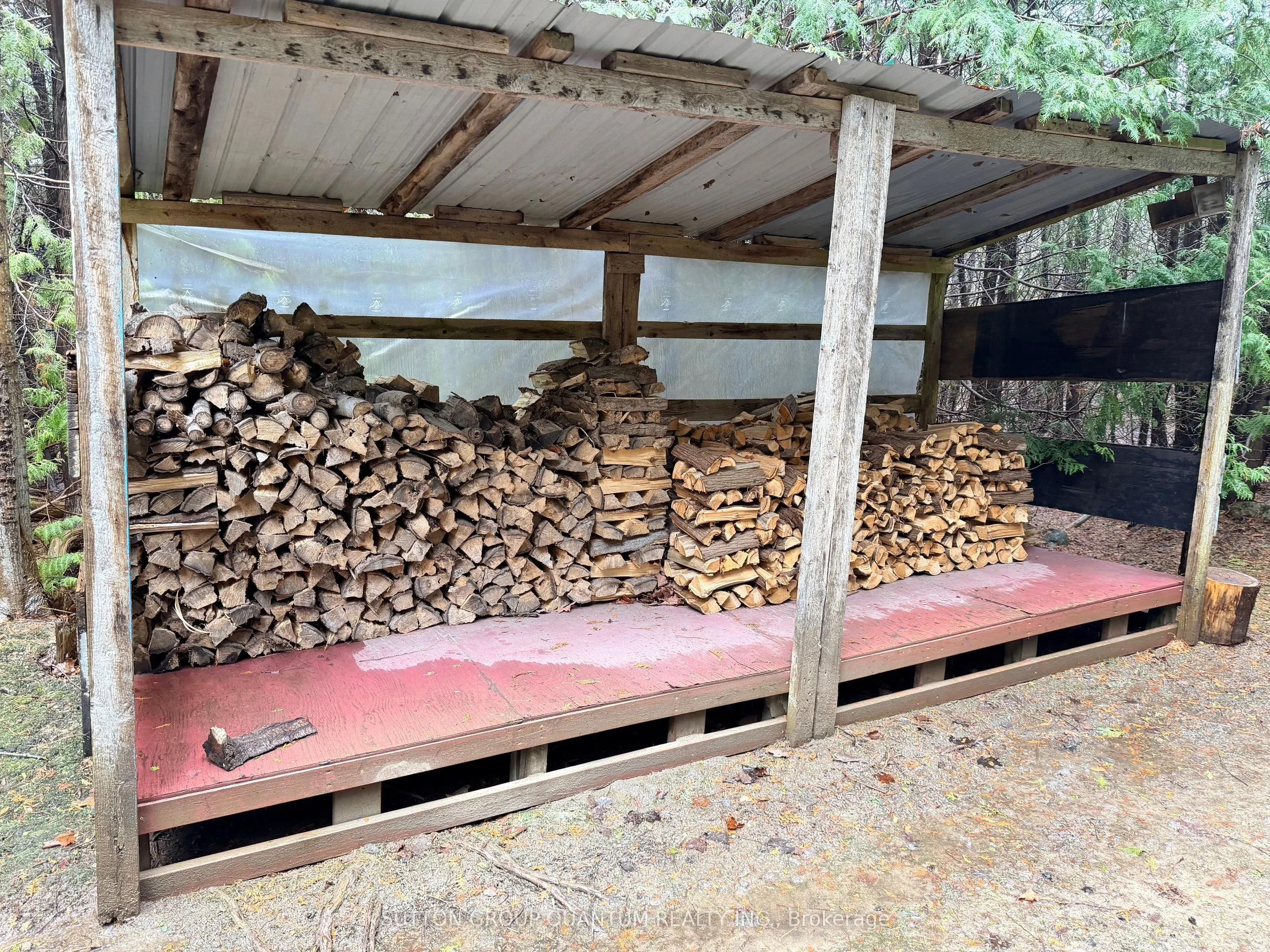 506 11th Concession Road E