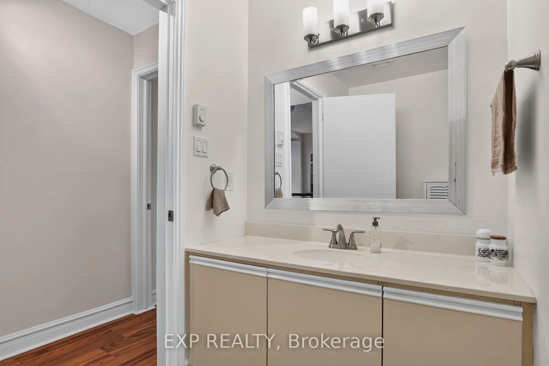 1 Rosamond Street E #405