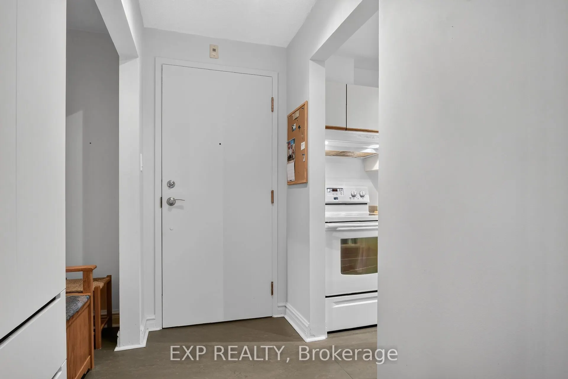 1 Rosamond Street E #405