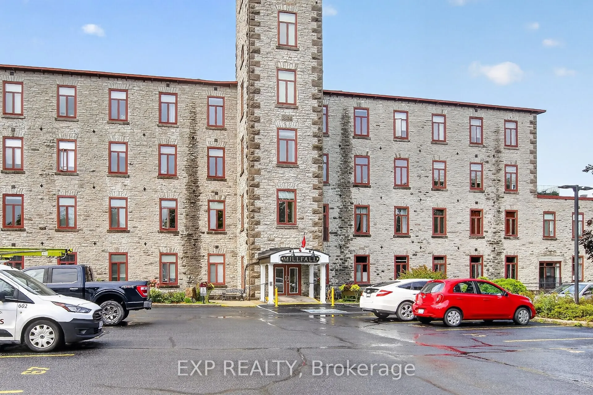 1 Rosamond Street E #405