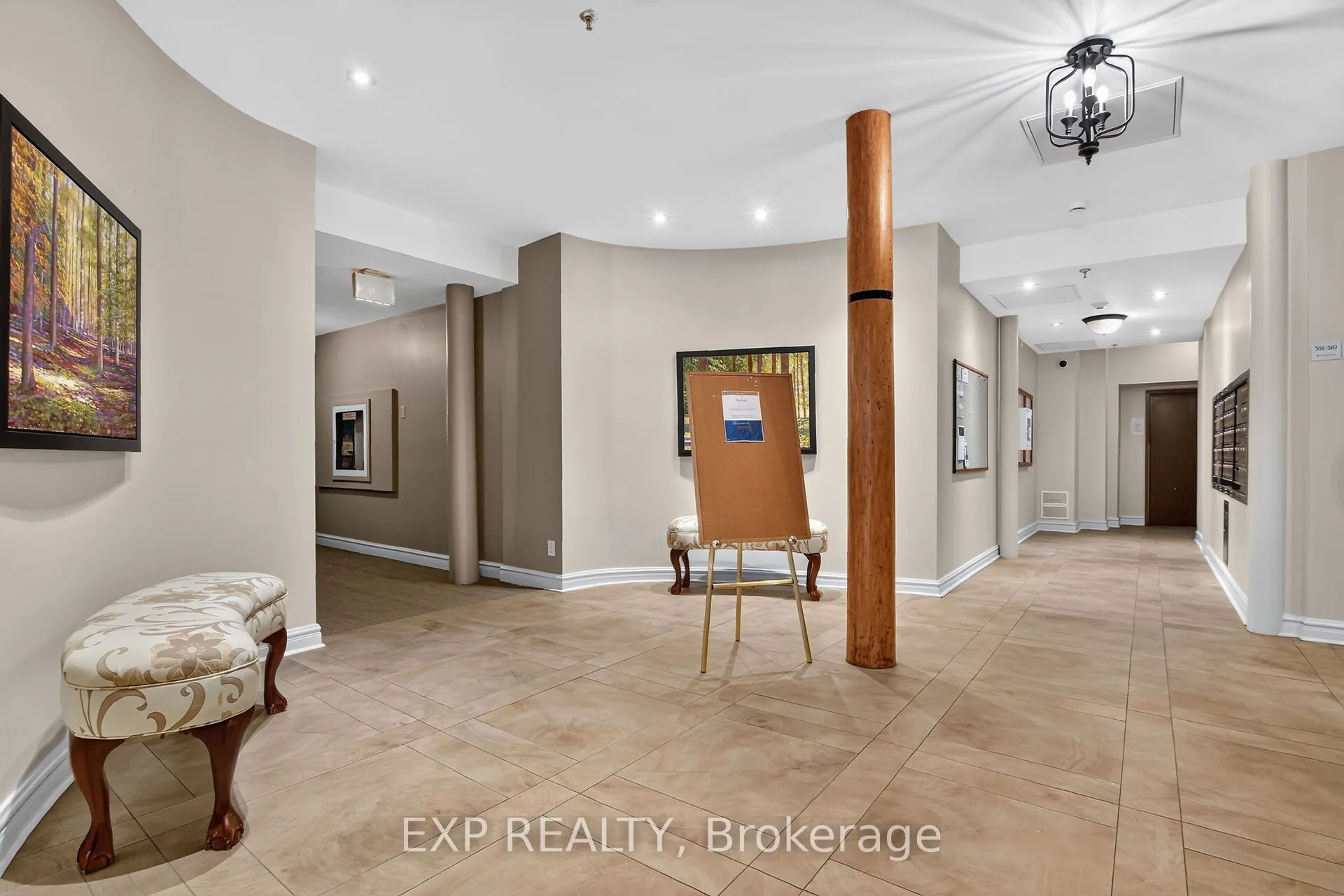 1 Rosamond Street E #405