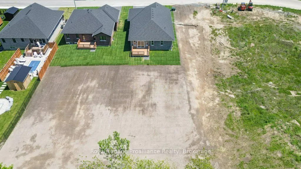 10 Dunmor Street