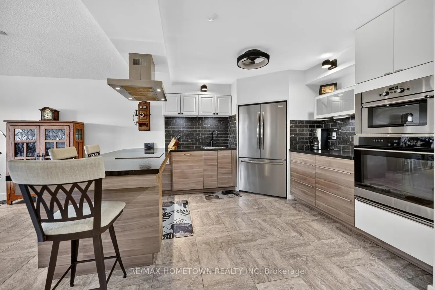 55 Water Street E #805