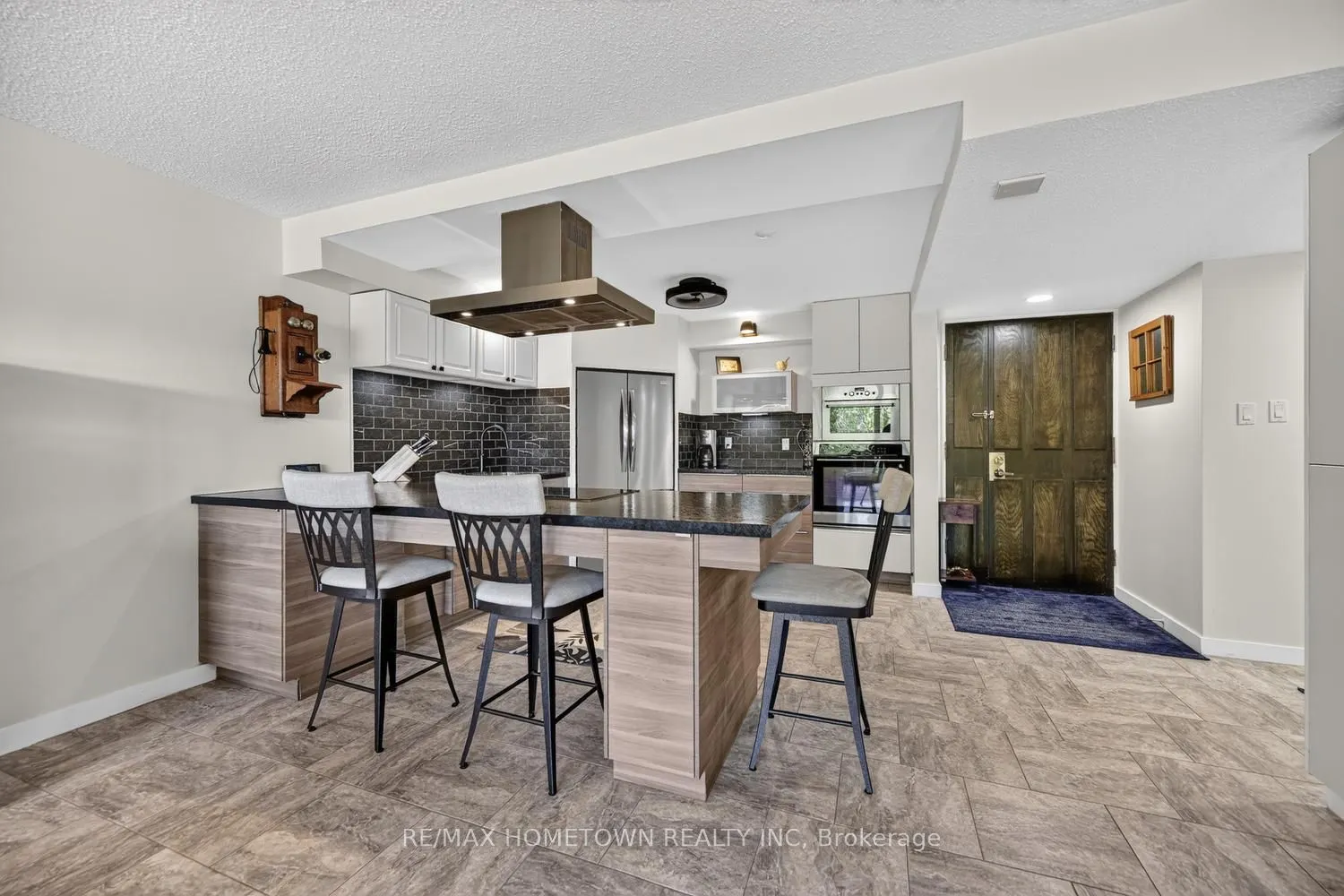 55 Water Street E #805