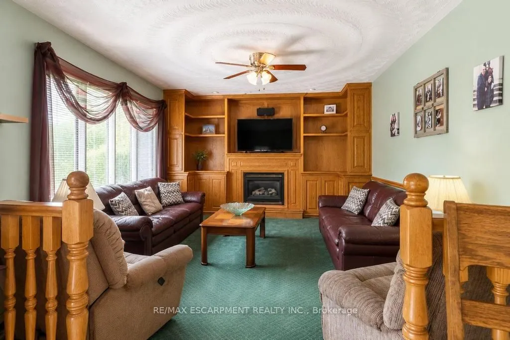 33 Maryvale Avenue