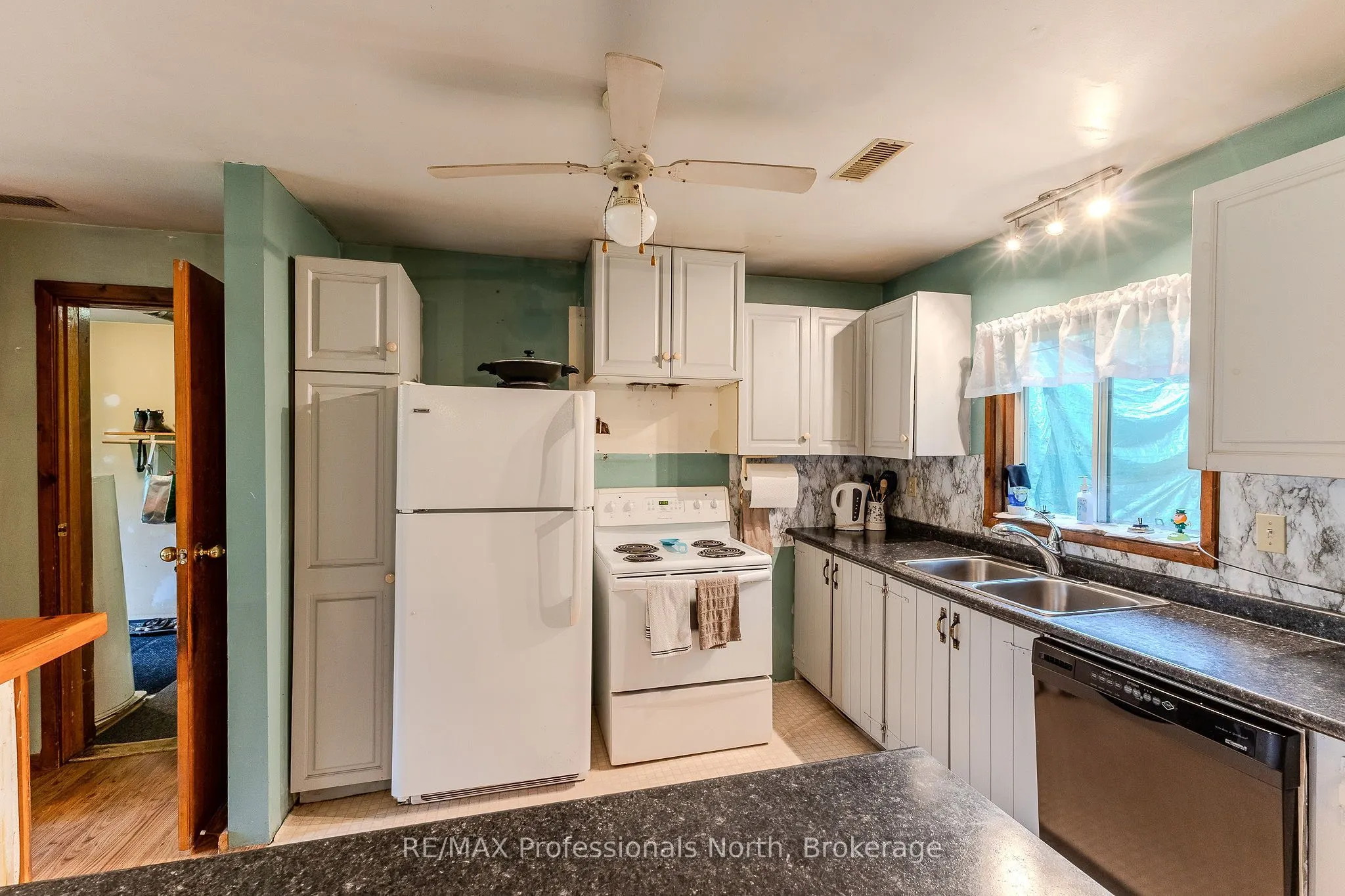 3120 Gelert Road