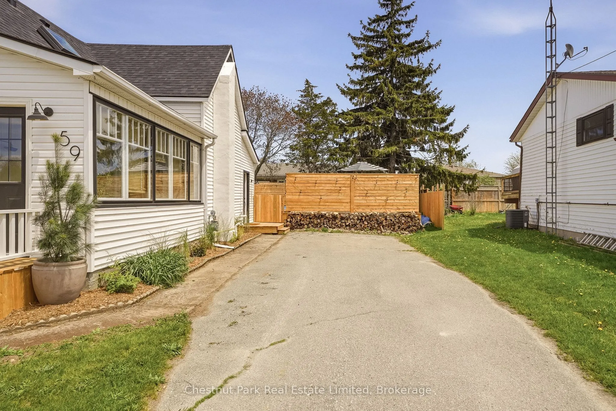 59 Maple Street
