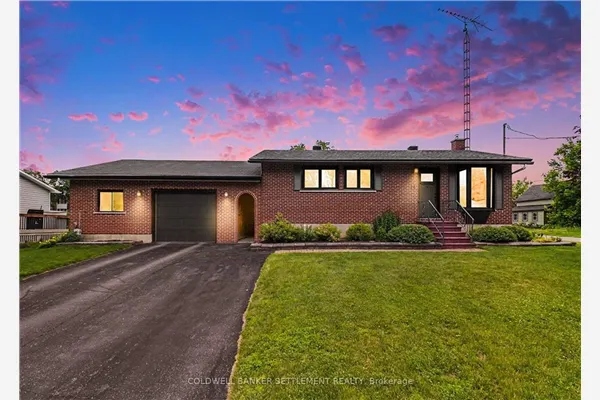 14 Baynes Street