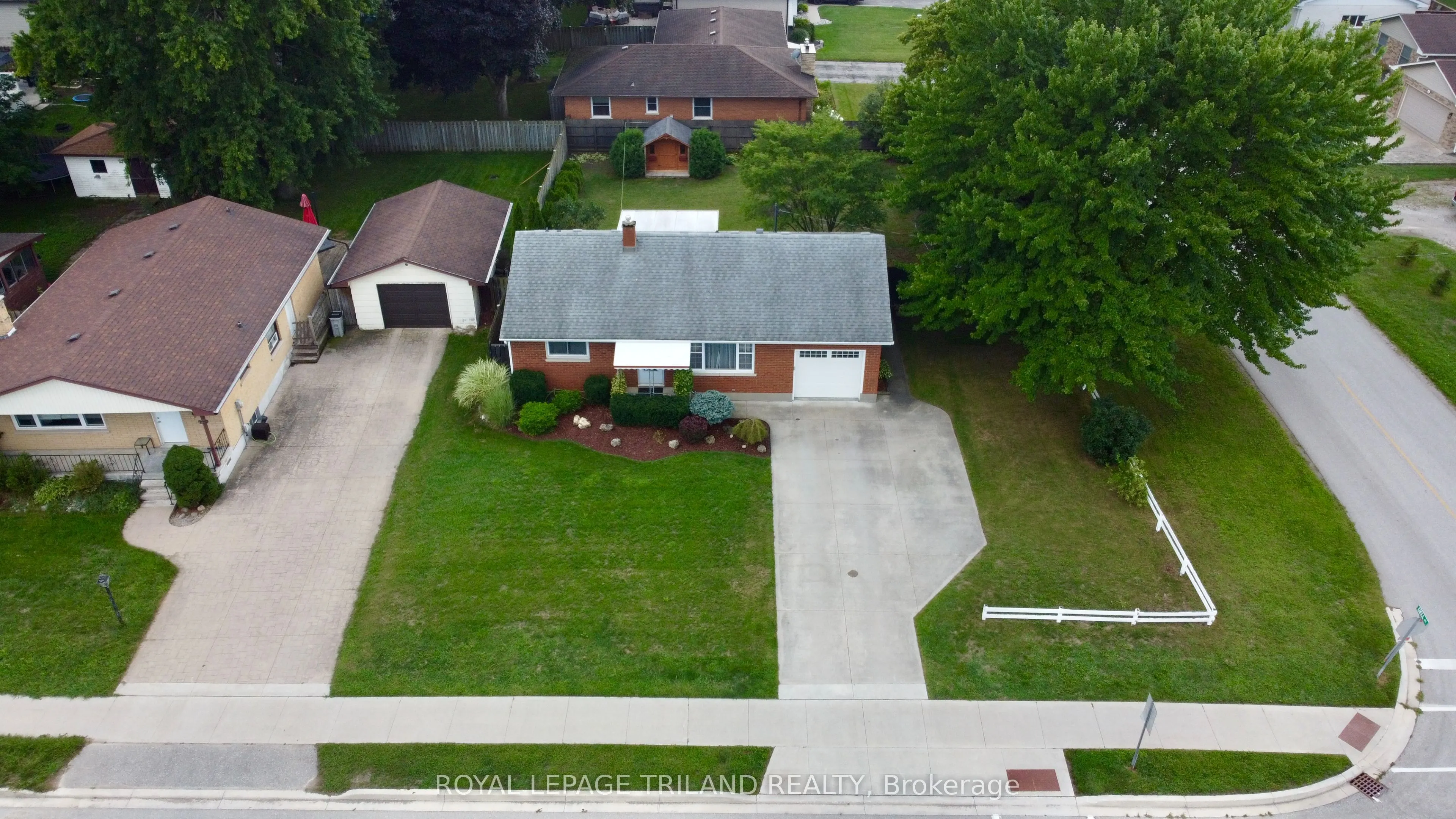224 McKellar Street