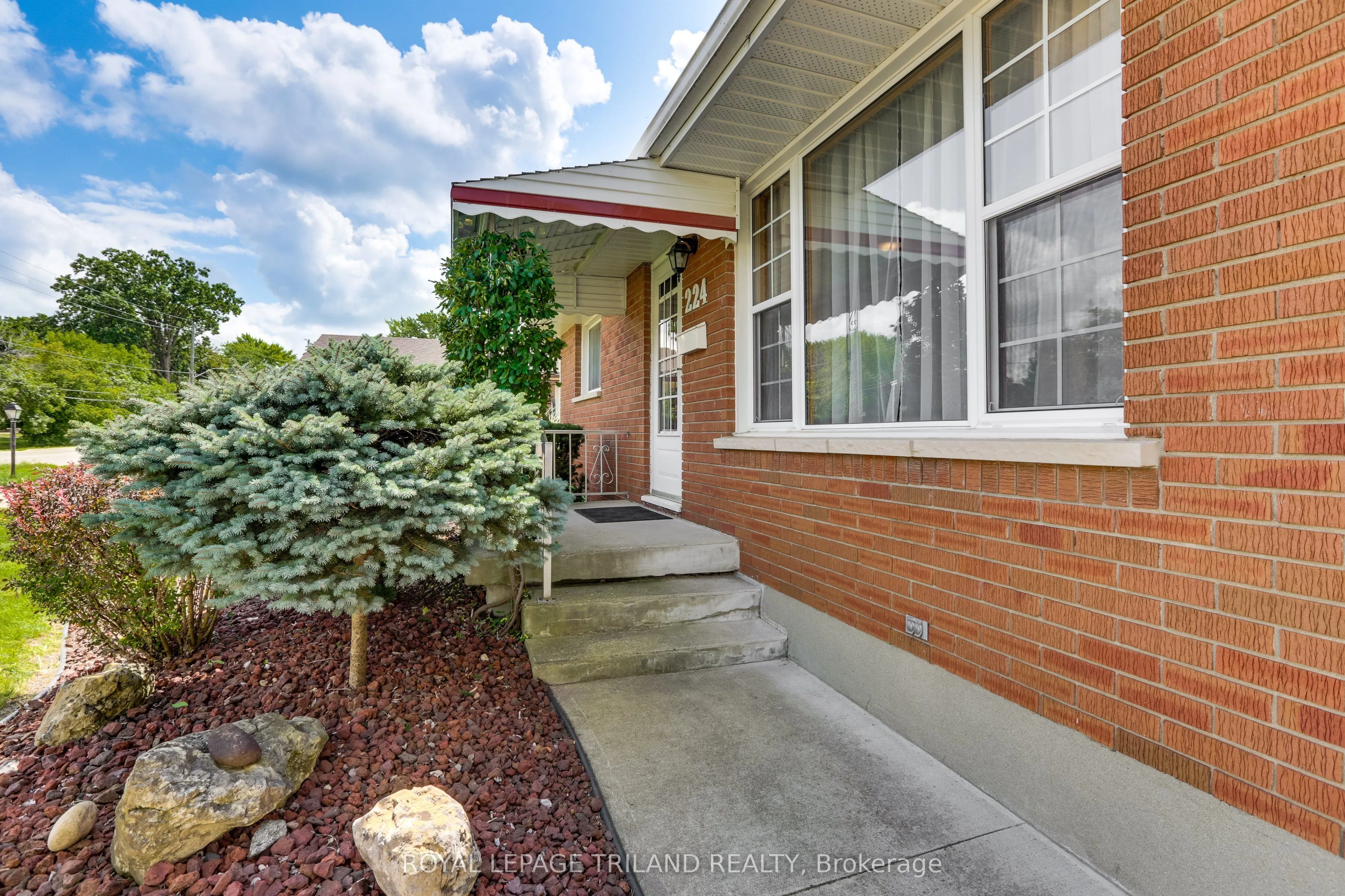 224 McKellar Street