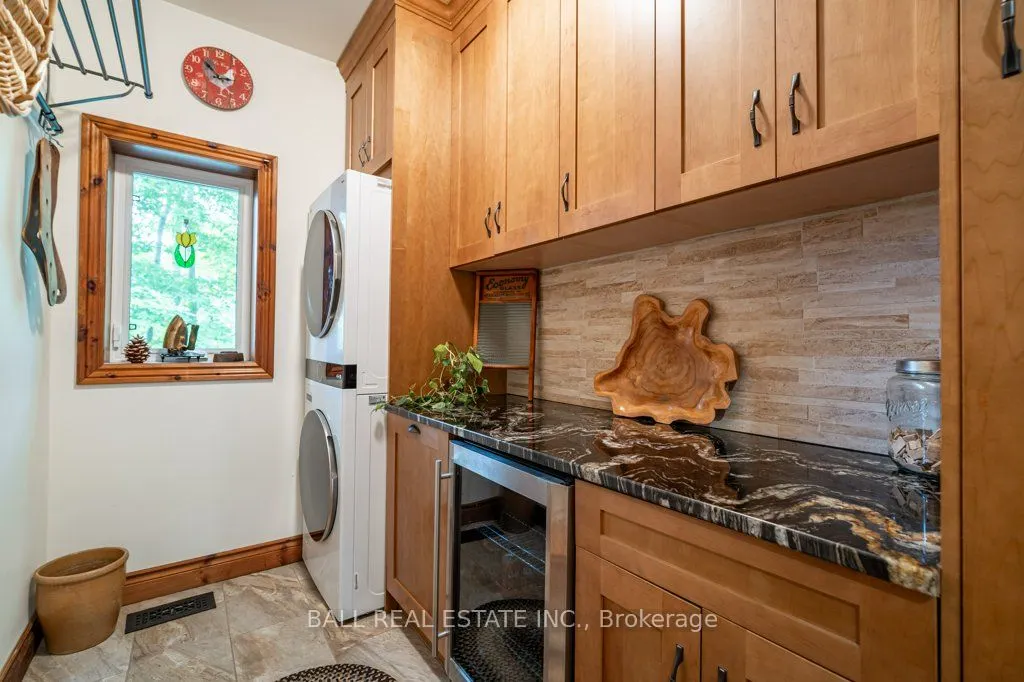 32 Shadowood Lane
