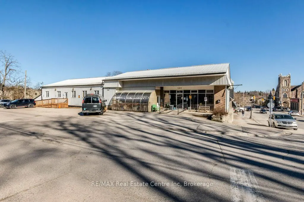 280 St Patrick Street W